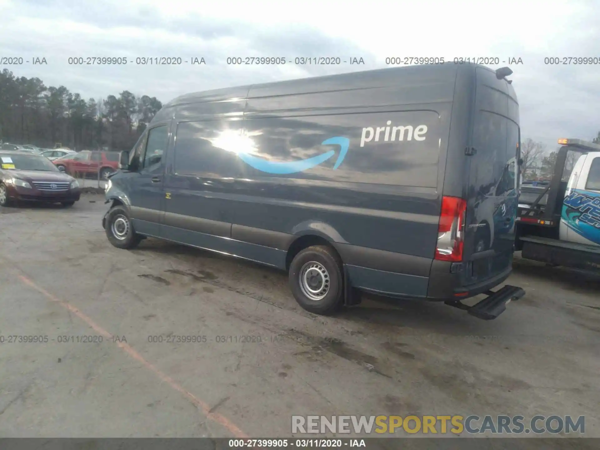 3 Фотография поврежденного автомобиля WD4PF1CD1KP152550 MERCEDES-BENZ SPRINTER 2019