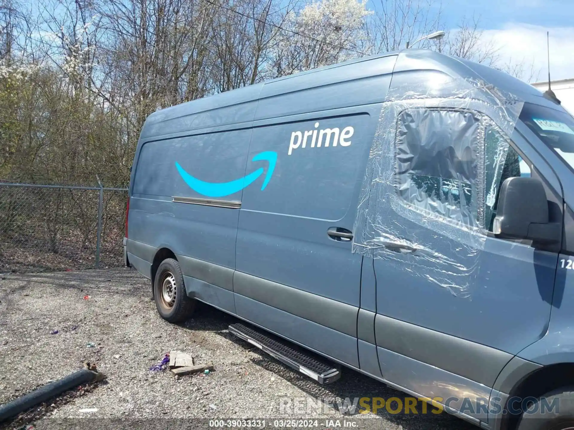 13 Photograph of a damaged car WD4PF1CD1KT012263 MERCEDES-BENZ SPRINTER 2019