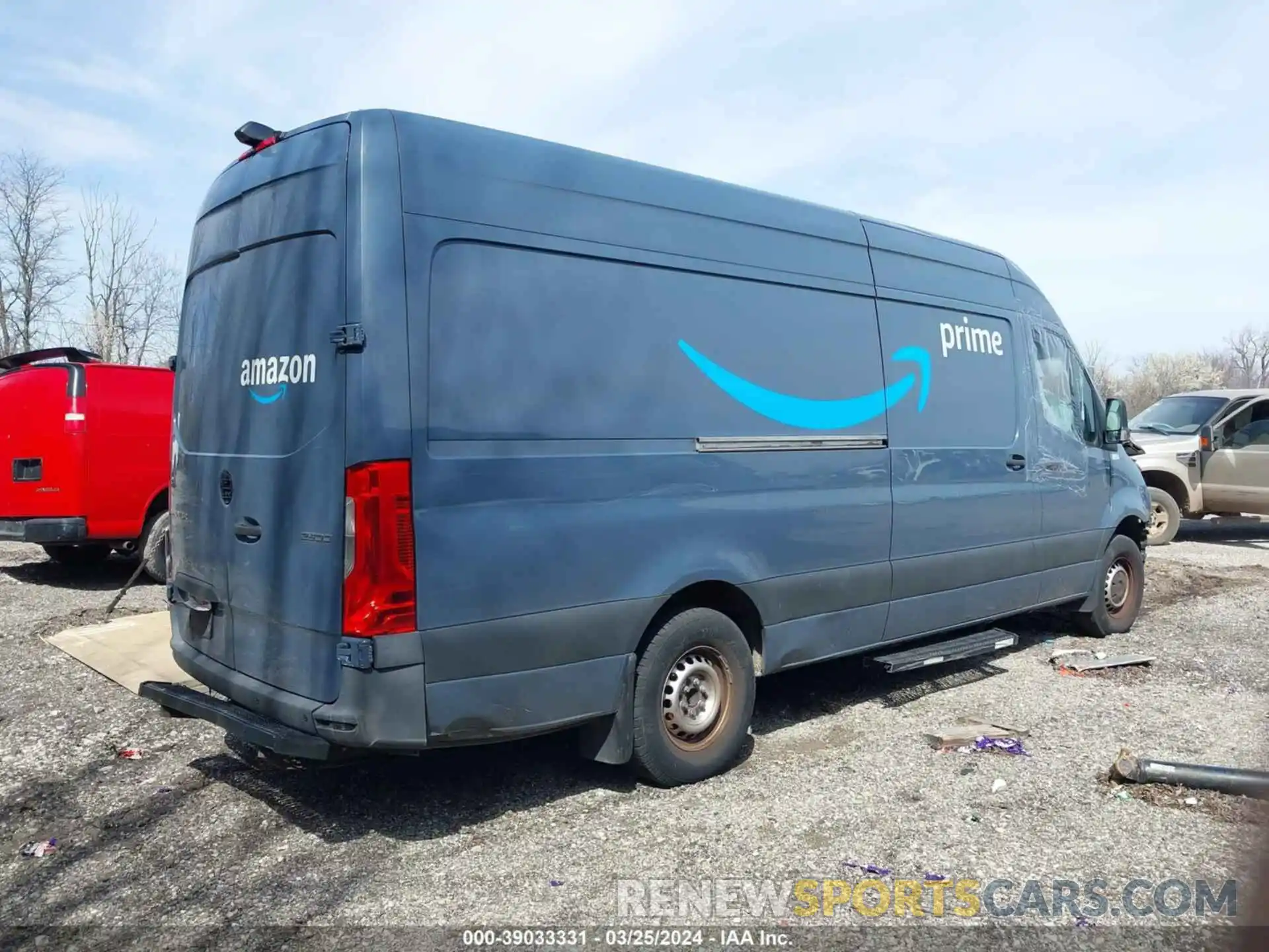 4 Фотография поврежденного автомобиля WD4PF1CD1KT012263 MERCEDES-BENZ SPRINTER 2019