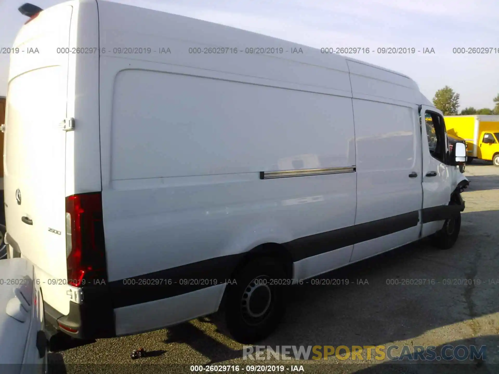 4 Фотография поврежденного автомобиля WD4PF1CD2KP021899 MERCEDES-BENZ SPRINTER 2019