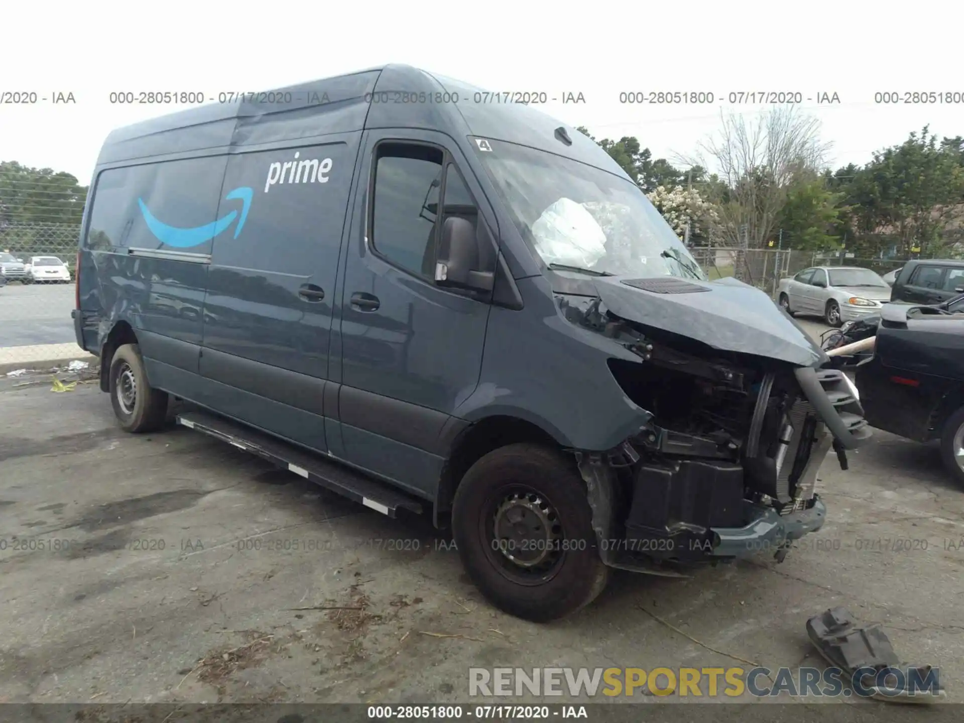 1 Photograph of a damaged car WD4PF1CD2KP137037 MERCEDES-BENZ SPRINTER 2019