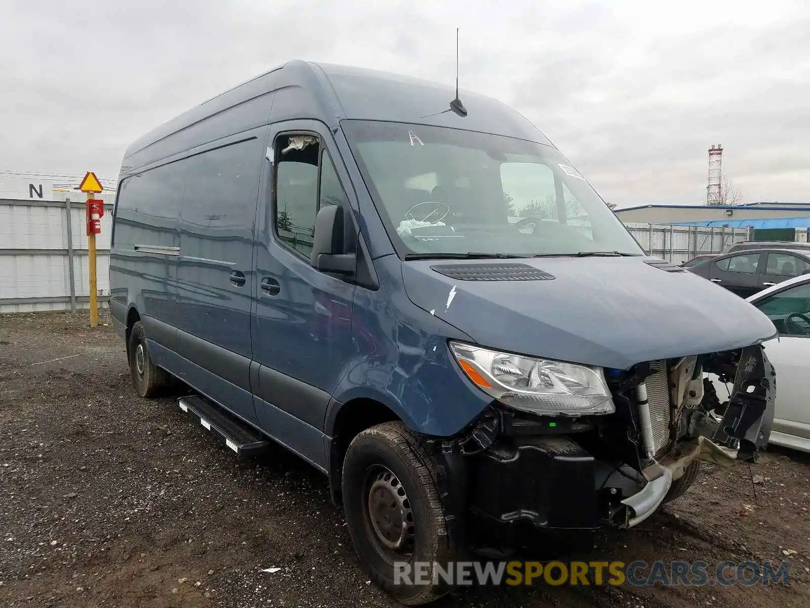 1 Photograph of a damaged car WD4PF1CD2KT006410 MERCEDES-BENZ SPRINTER 2019