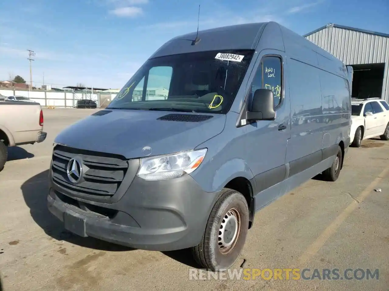 2 Фотография поврежденного автомобиля WD4PF1CD2KT007573 MERCEDES-BENZ SPRINTER 2019