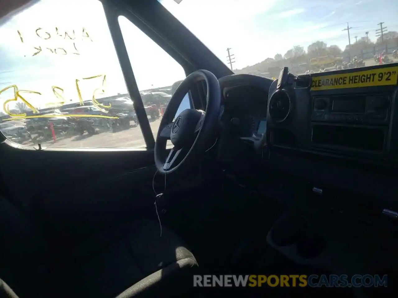 9 Photograph of a damaged car WD4PF1CD2KT007573 MERCEDES-BENZ SPRINTER 2019