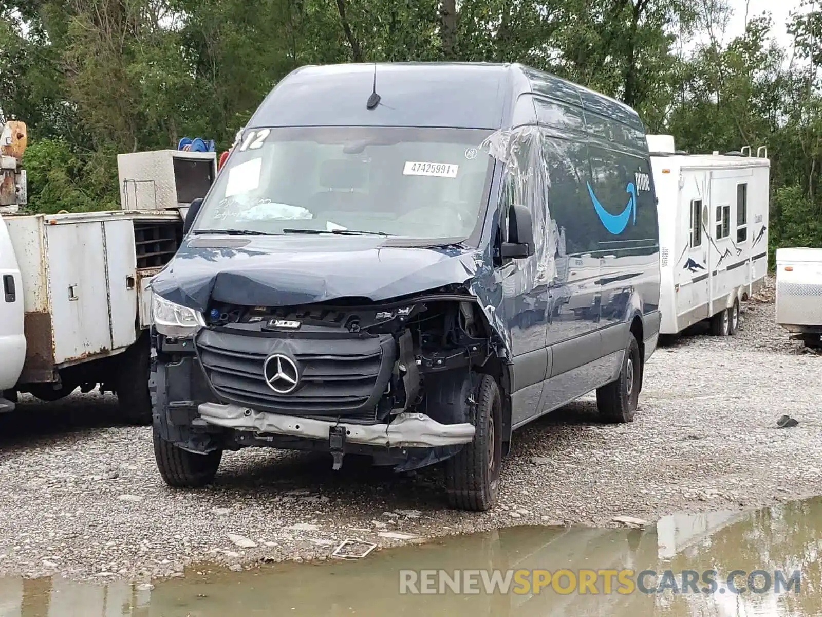 1 Photograph of a damaged car WD4PF1CD2KT012479 MERCEDES-BENZ SPRINTER 2019