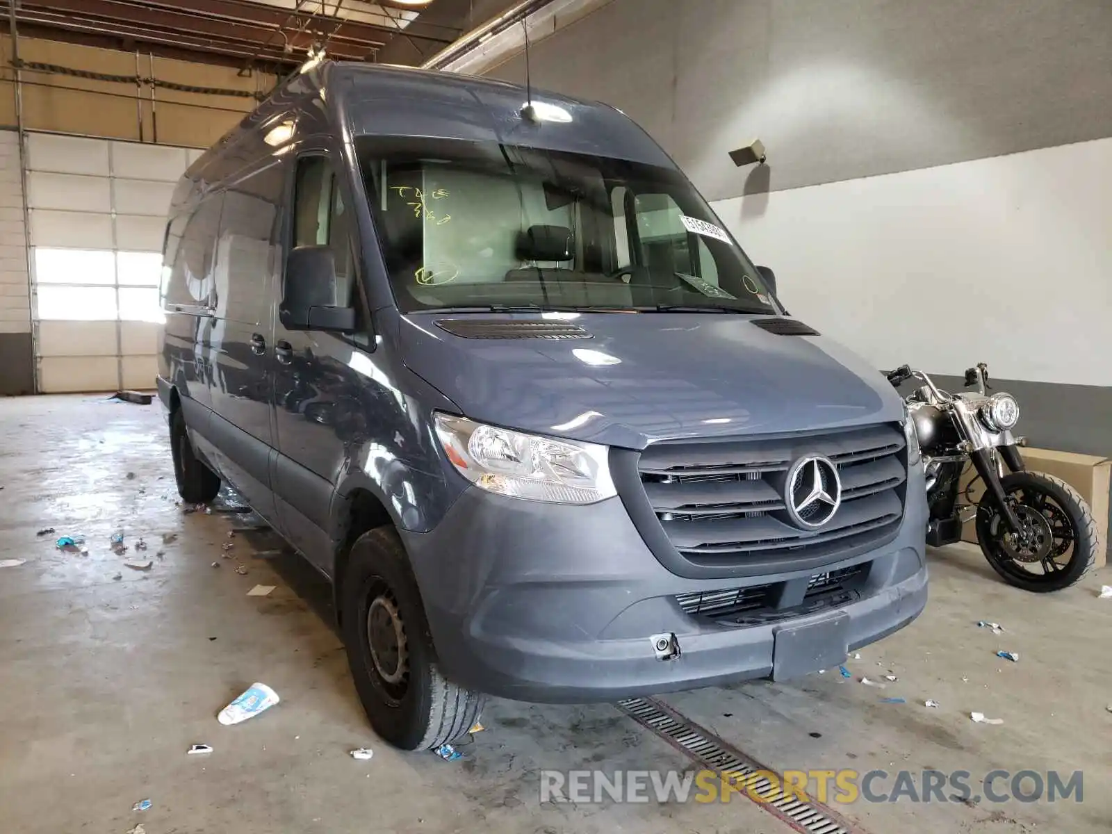 1 Photograph of a damaged car WD4PF1CD2KT012546 MERCEDES-BENZ SPRINTER 2019