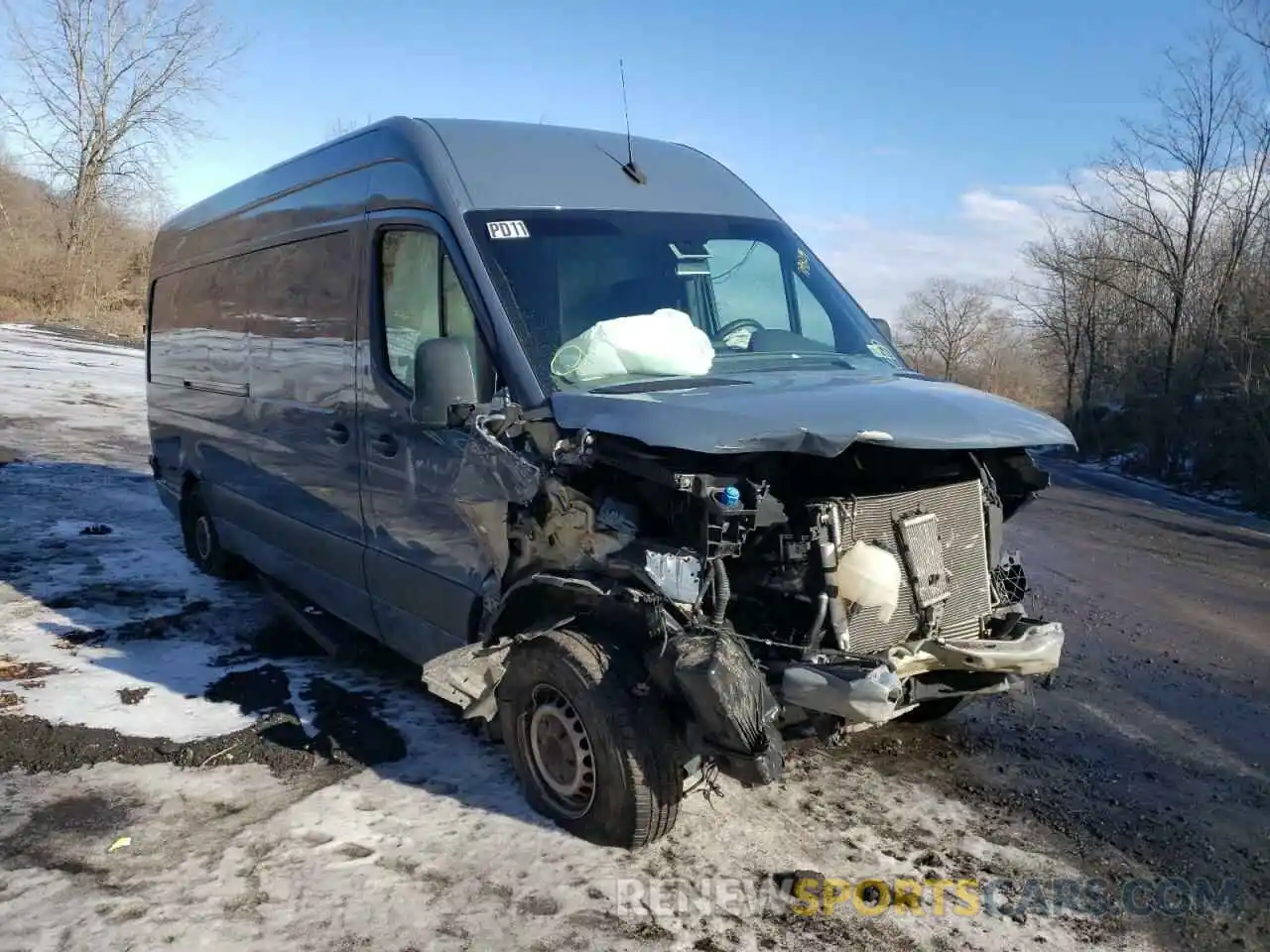 1 Photograph of a damaged car WD4PF1CD2KT012952 MERCEDES-BENZ SPRINTER 2019