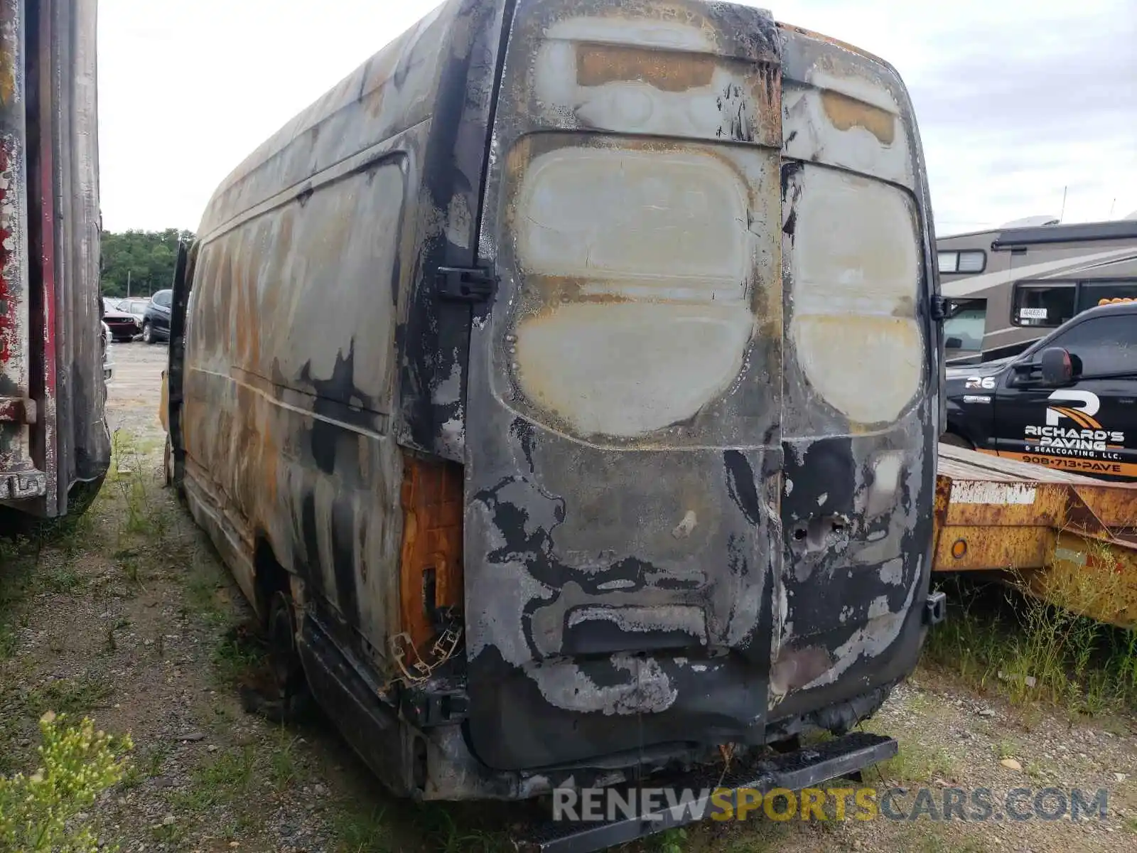 3 Photograph of a damaged car WD4PF1CD3KP147642 MERCEDES-BENZ SPRINTER 2019