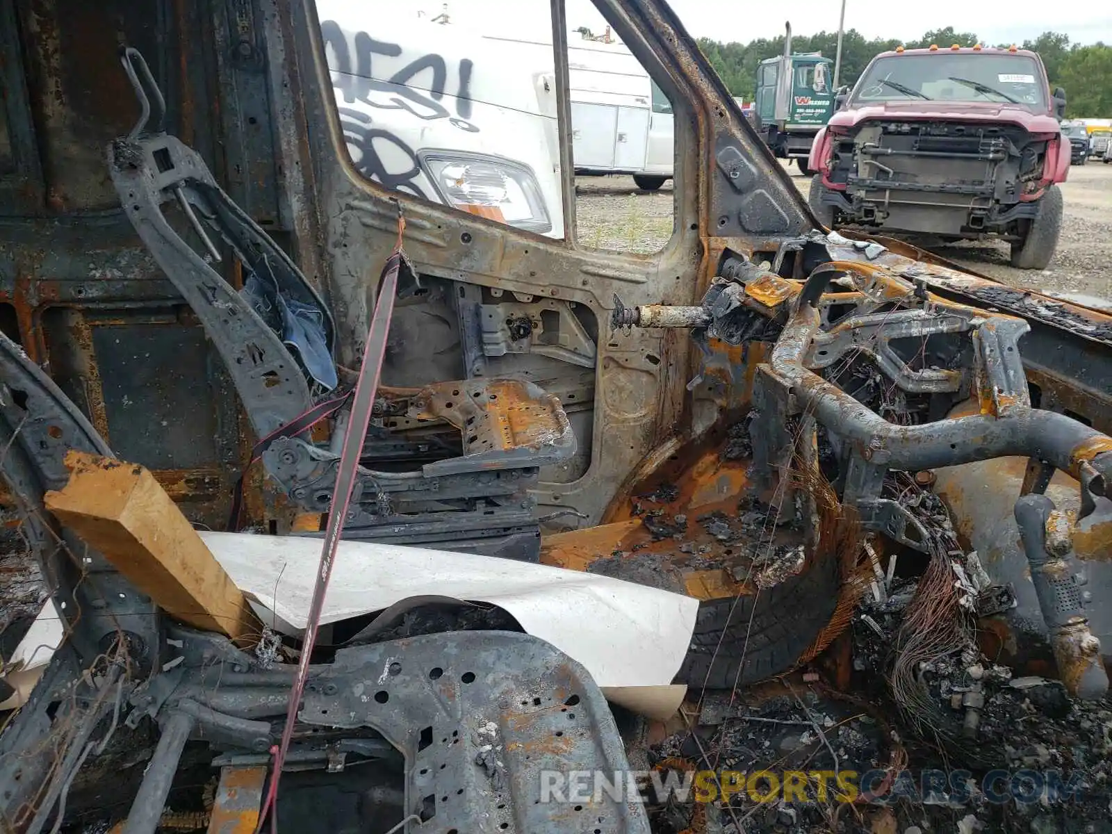 5 Photograph of a damaged car WD4PF1CD3KP147642 MERCEDES-BENZ SPRINTER 2019