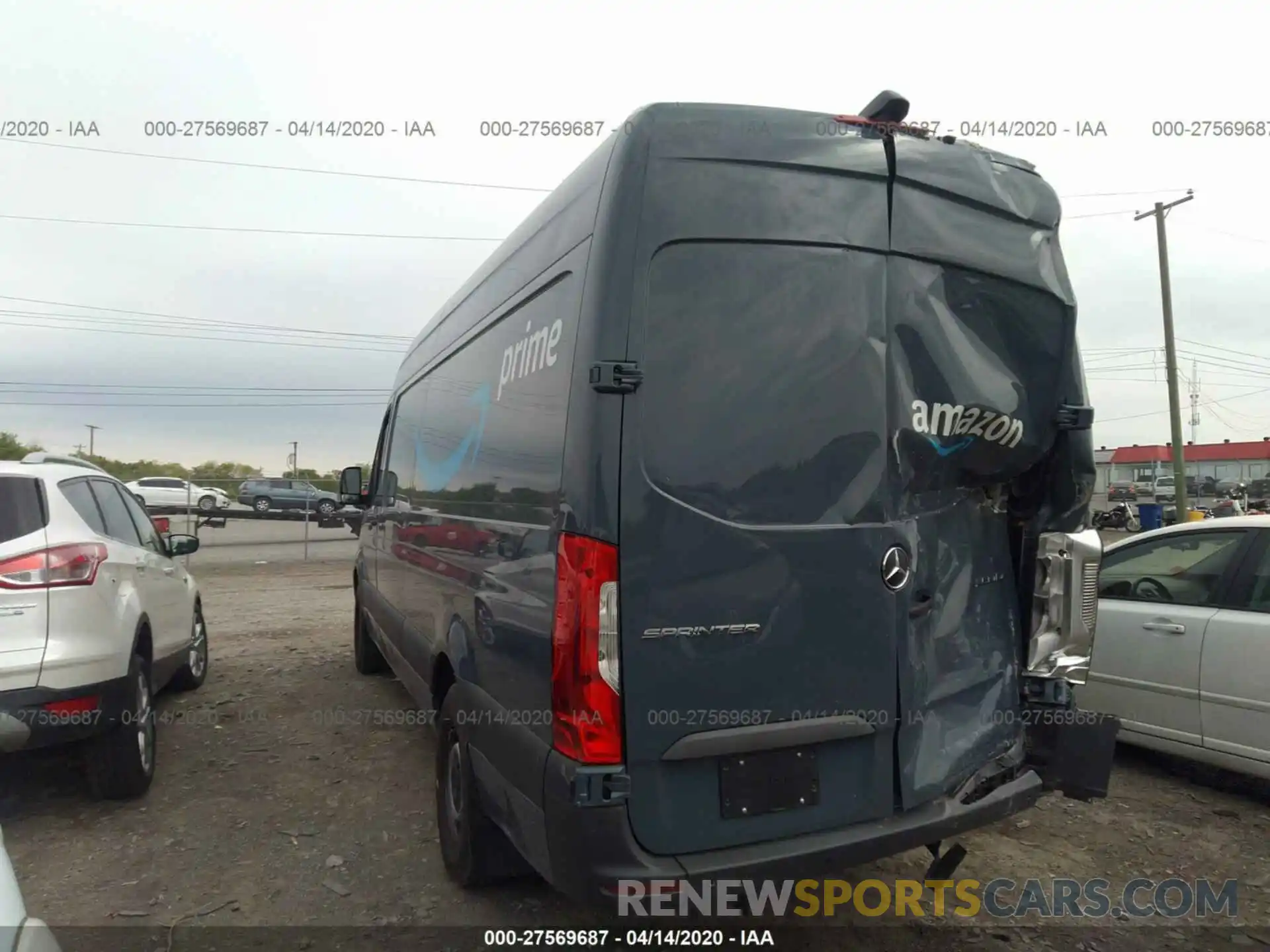 3 Фотография поврежденного автомобиля WD4PF1CD4KP134219 MERCEDES-BENZ SPRINTER 2019