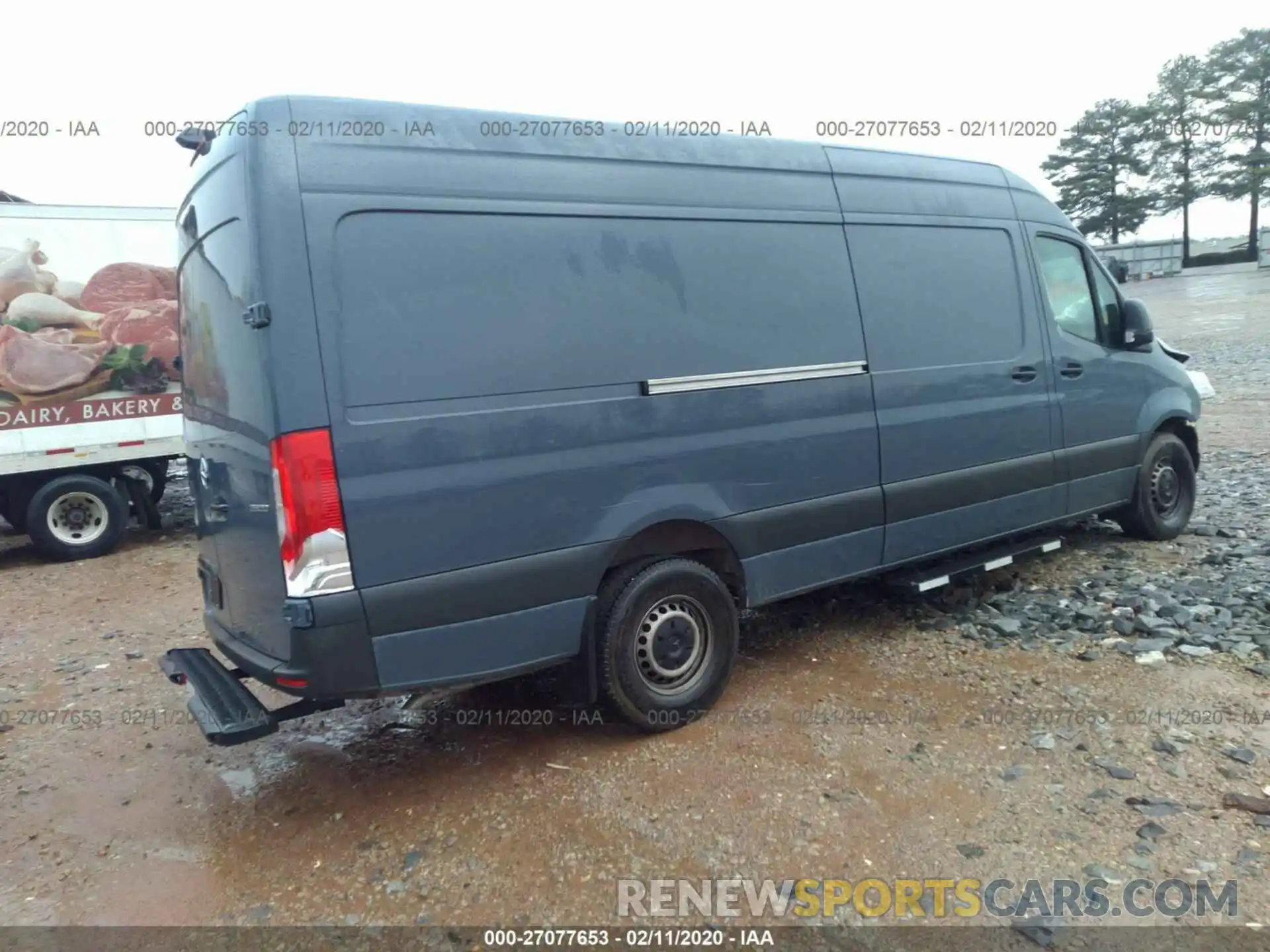 4 Photograph of a damaged car WD4PF1CD4KT007252 MERCEDES-BENZ SPRINTER 2019