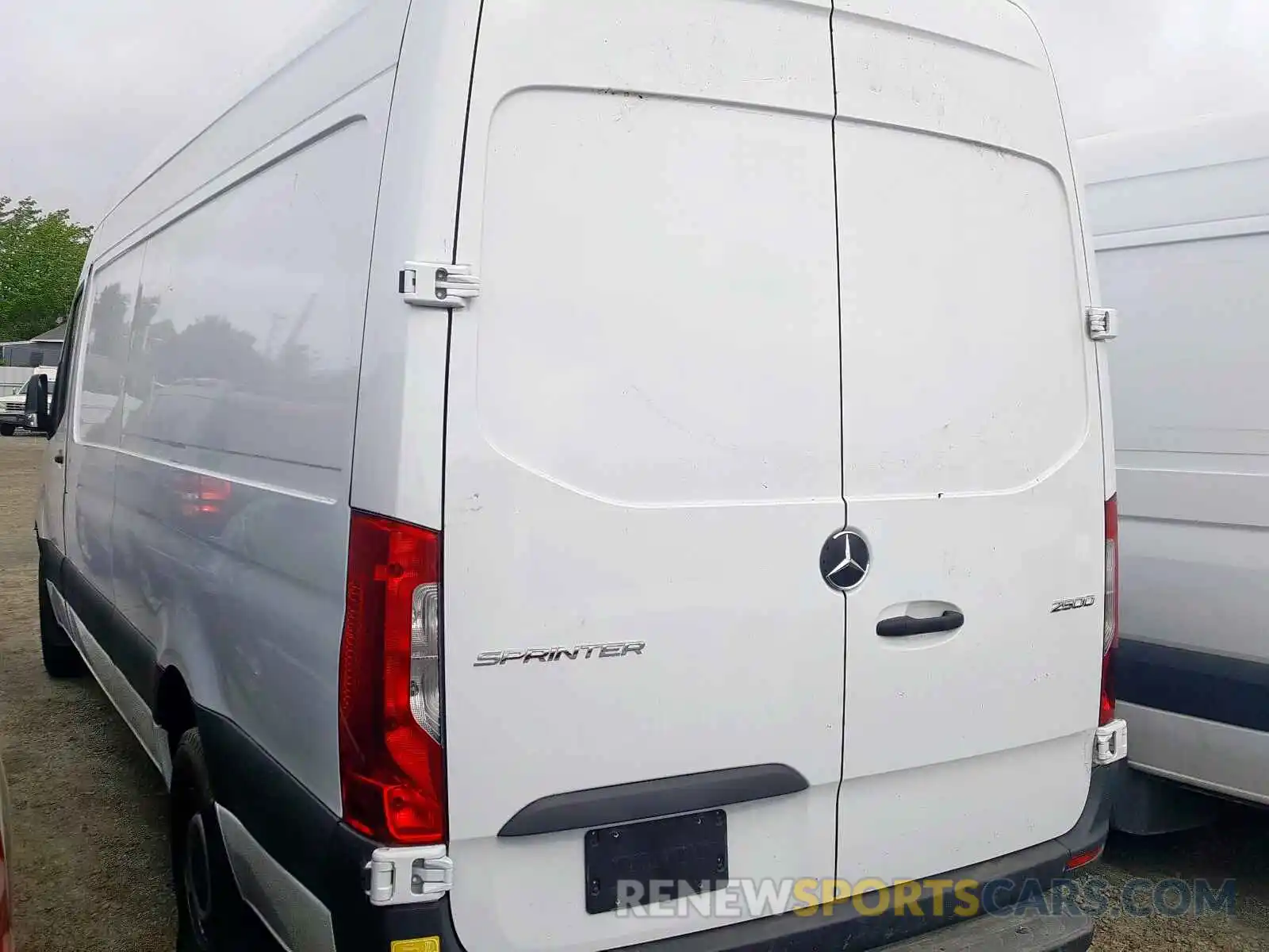 3 Photograph of a damaged car WD4PF1CD5KP020391 MERCEDES-BENZ SPRINTER 2019