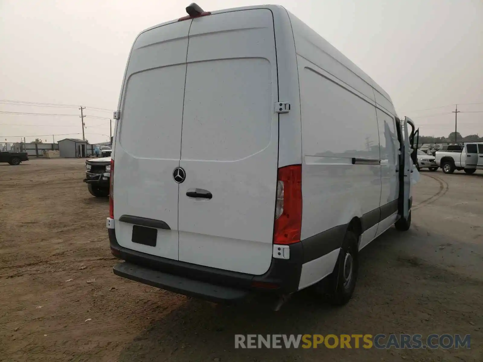 4 Фотография поврежденного автомобиля WD4PF1CD5KP072541 MERCEDES-BENZ SPRINTER 2019