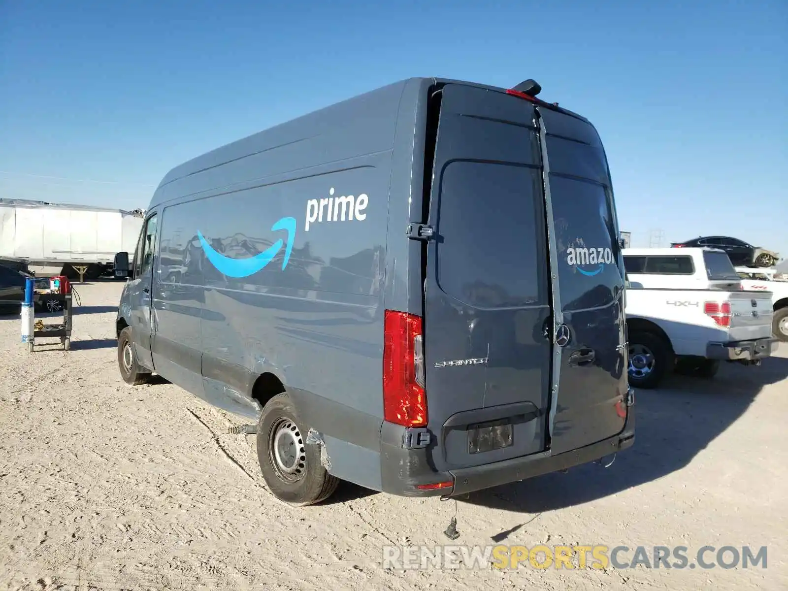 3 Фотография поврежденного автомобиля WD4PF1CD5KP142796 MERCEDES-BENZ SPRINTER 2019