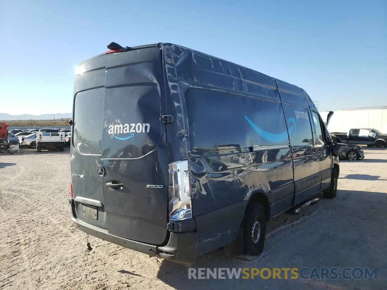 4 Photograph of a damaged car WD4PF1CD5KP142796 MERCEDES-BENZ SPRINTER 2019