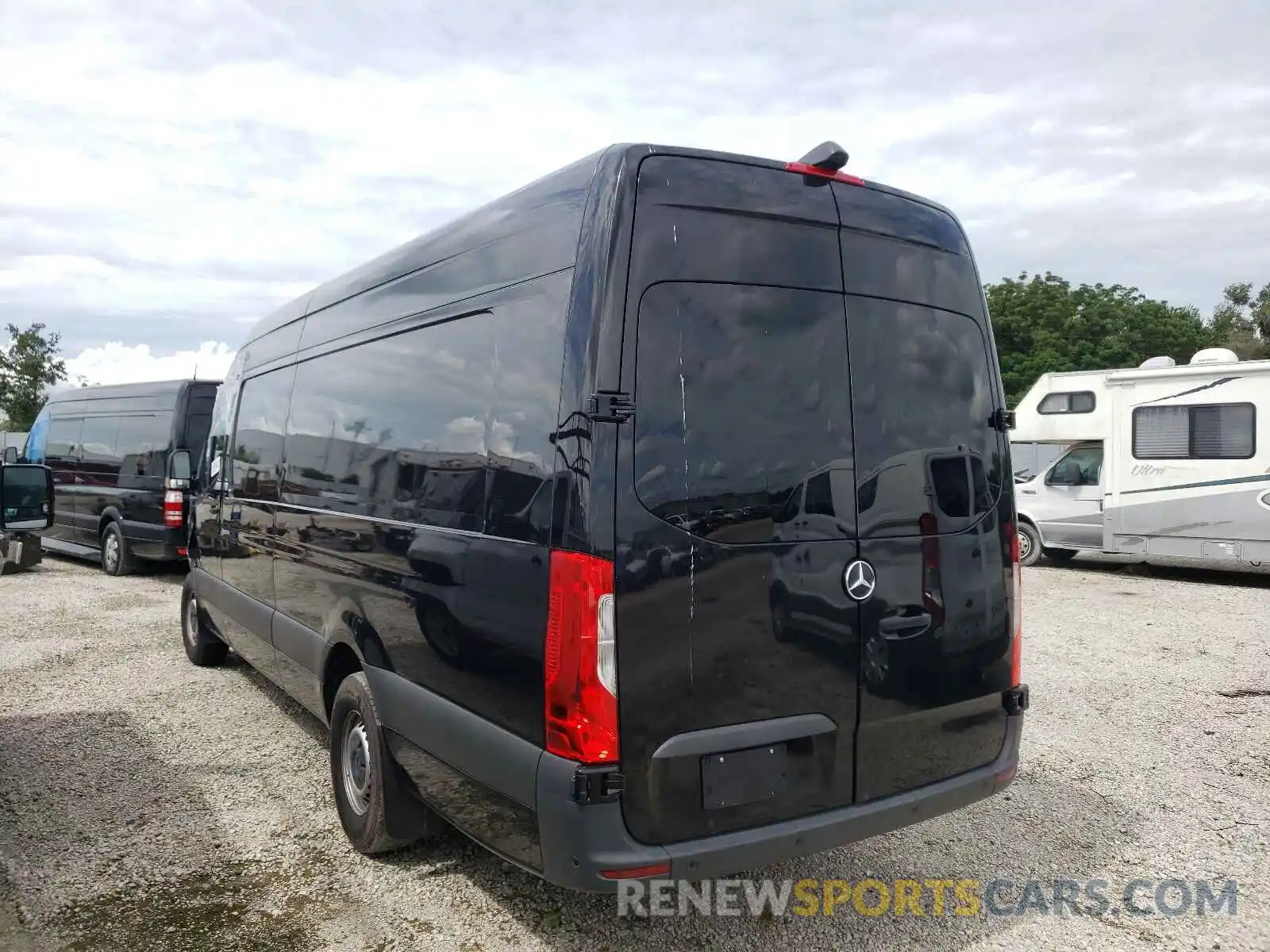 3 Фотография поврежденного автомобиля WD4PF1CD5KP169089 MERCEDES-BENZ SPRINTER 2019