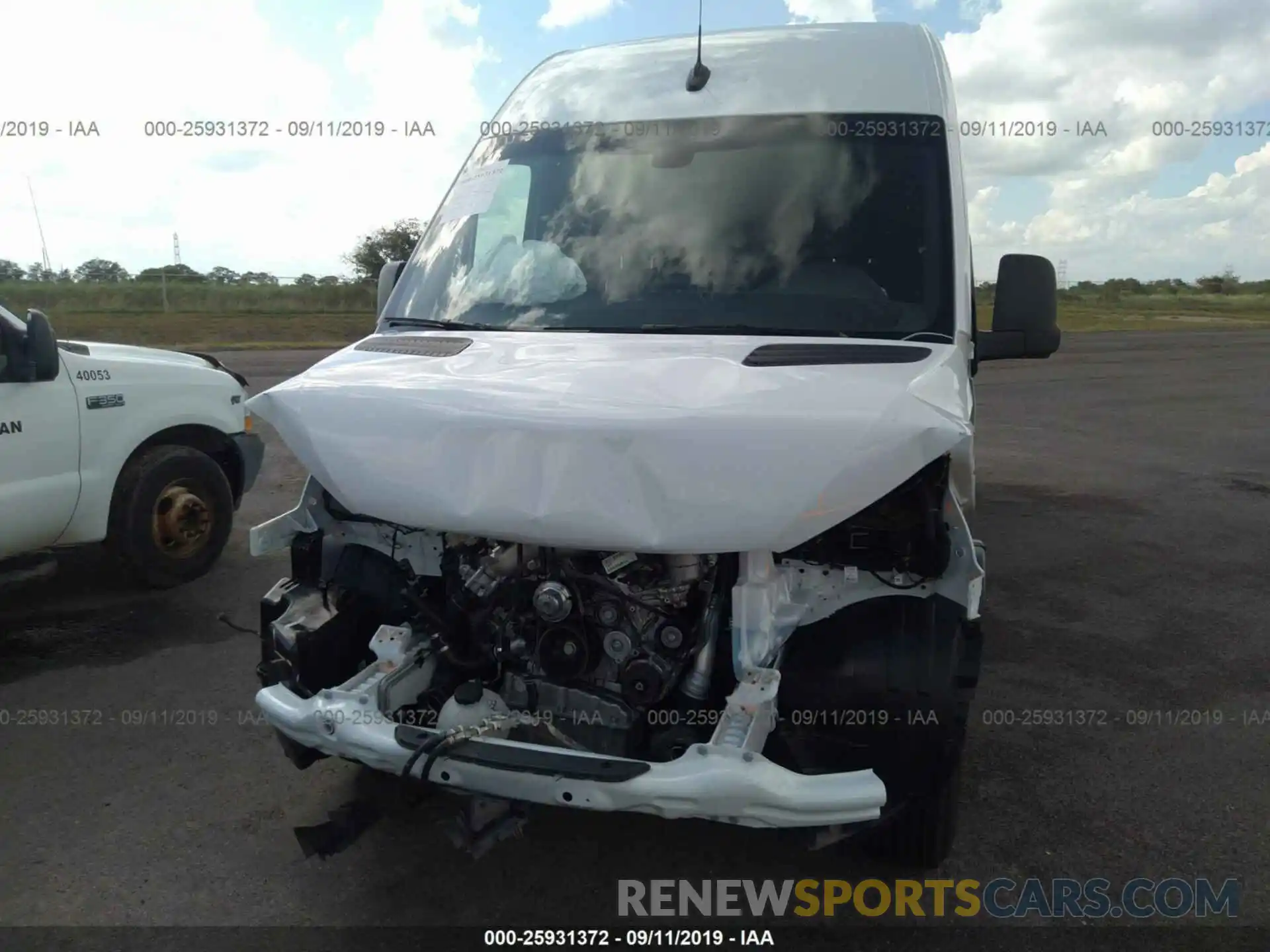 6 Photograph of a damaged car WD4PF1CD6KP093575 MERCEDES-BENZ SPRINTER 2019