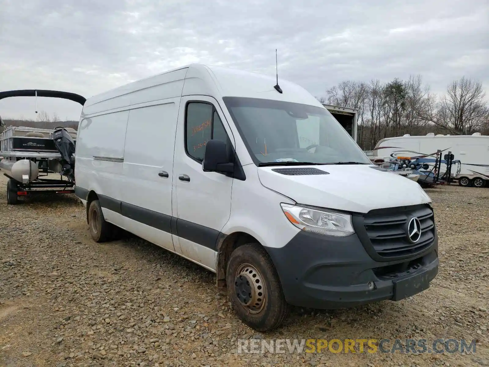 1 Photograph of a damaged car WD4PF1CD6KP183907 MERCEDES-BENZ SPRINTER 2019