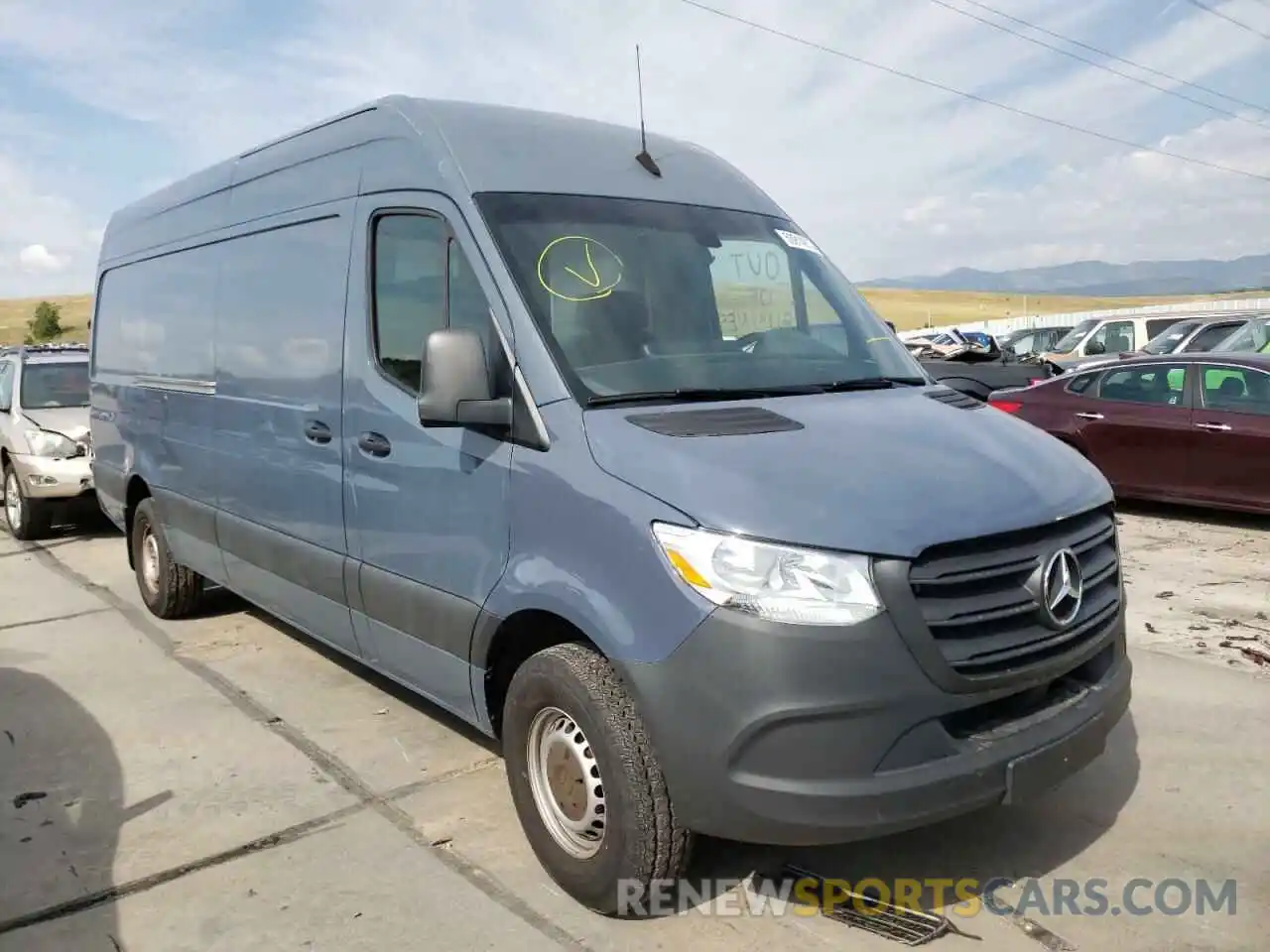 1 Фотография поврежденного автомобиля WD4PF1CD7KP132500 MERCEDES-BENZ SPRINTER 2019