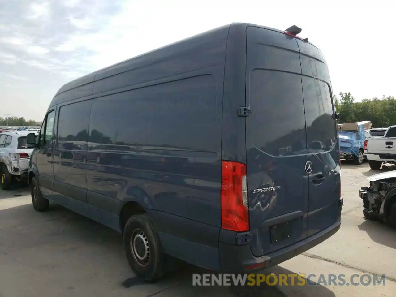 3 Фотография поврежденного автомобиля WD4PF1CD7KP132500 MERCEDES-BENZ SPRINTER 2019