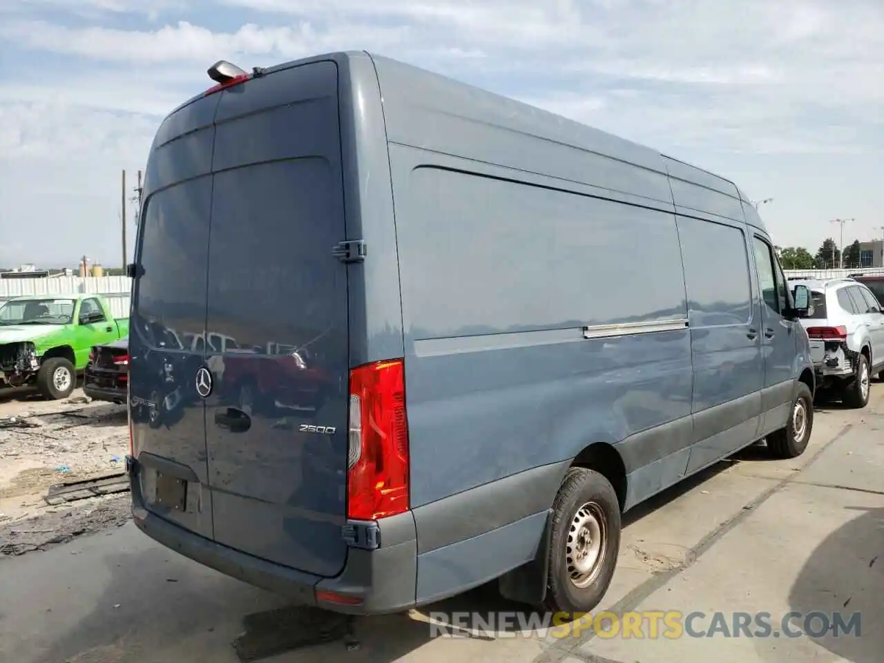 4 Фотография поврежденного автомобиля WD4PF1CD7KP132500 MERCEDES-BENZ SPRINTER 2019