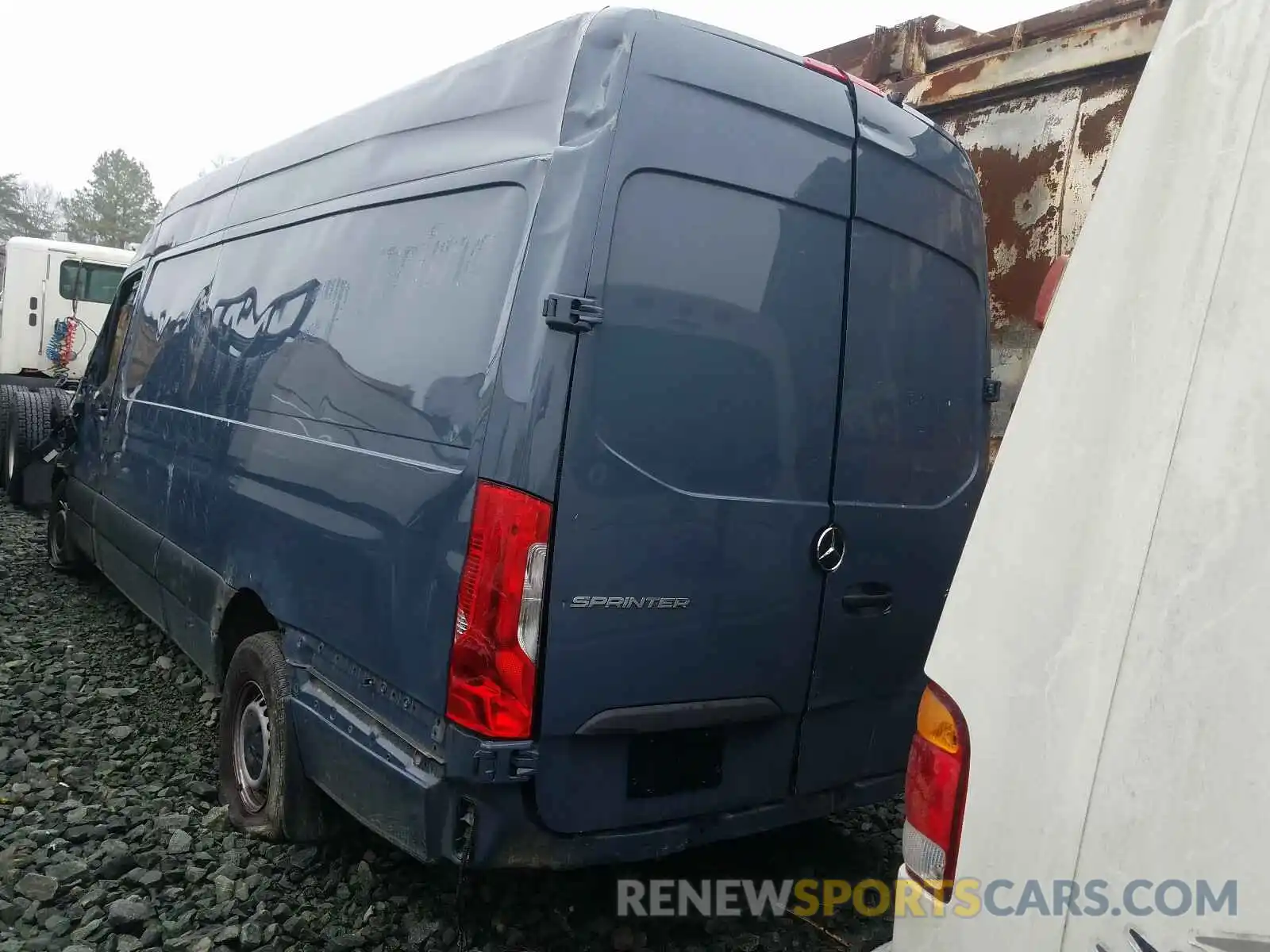 3 Фотография поврежденного автомобиля WD4PF1CD7KP141200 MERCEDES-BENZ SPRINTER 2019