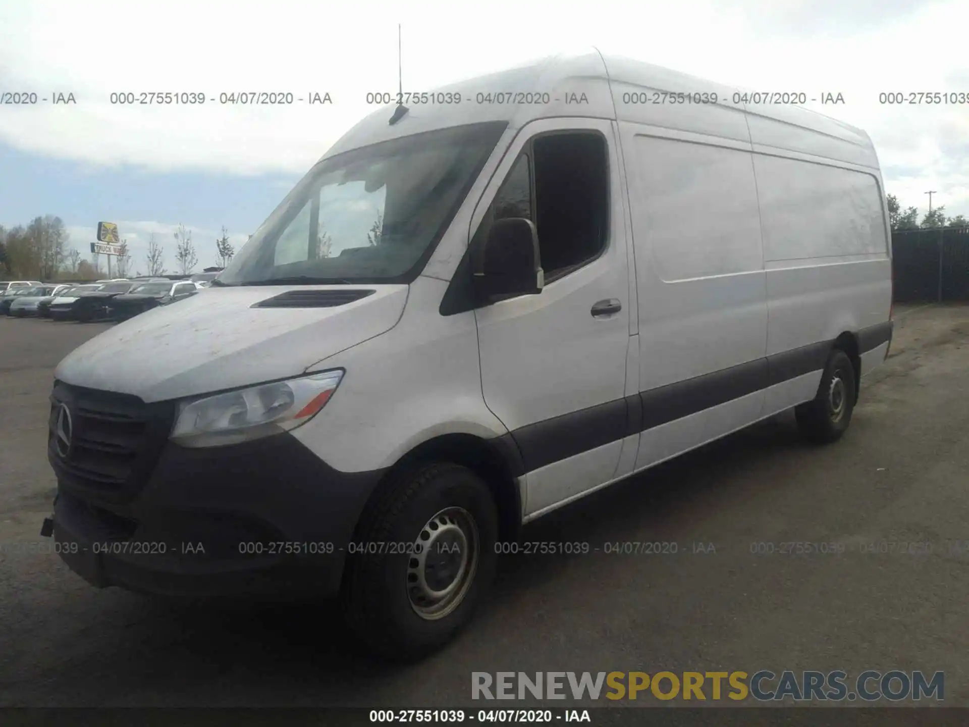 2 Фотография поврежденного автомобиля WD4PF1CD8KP116502 MERCEDES-BENZ SPRINTER 2019