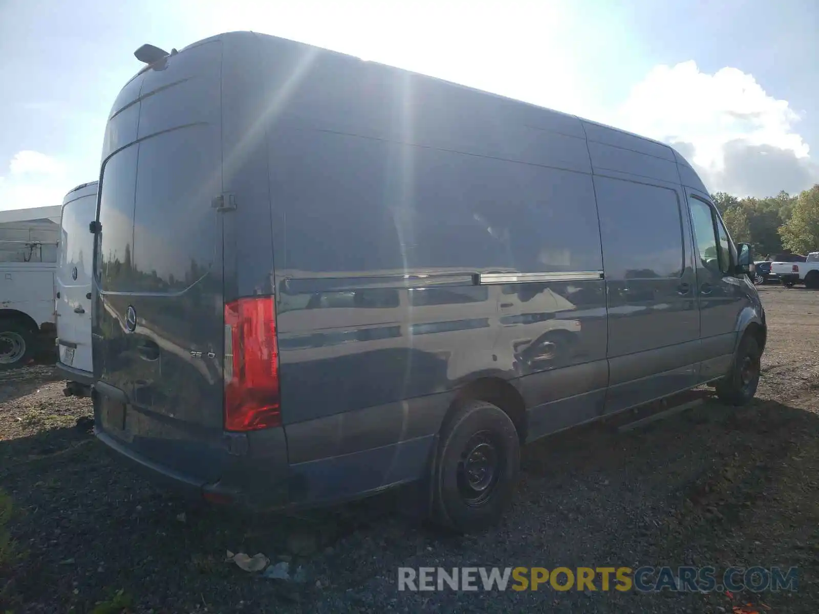 4 Фотография поврежденного автомобиля WD4PF1CD8KP124647 MERCEDES-BENZ SPRINTER 2019