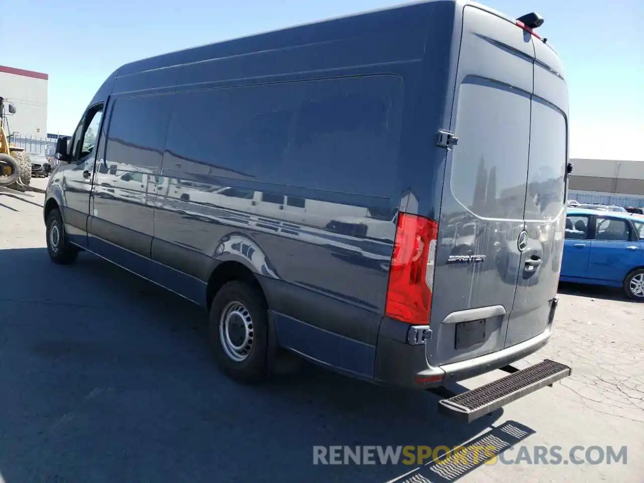 3 Фотография поврежденного автомобиля WD4PF1CD8KP151511 MERCEDES-BENZ SPRINTER 2019