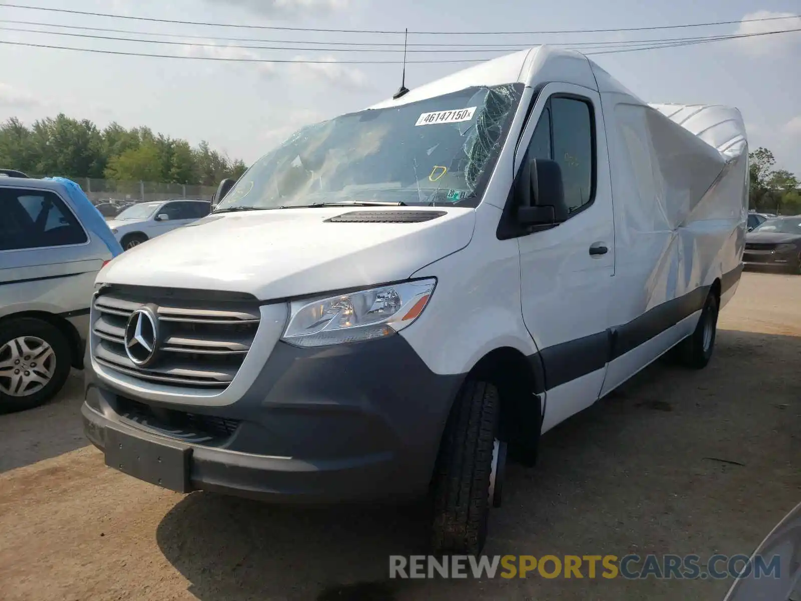 2 Photograph of a damaged car WD4PF1CD8KP161357 MERCEDES-BENZ SPRINTER 2019