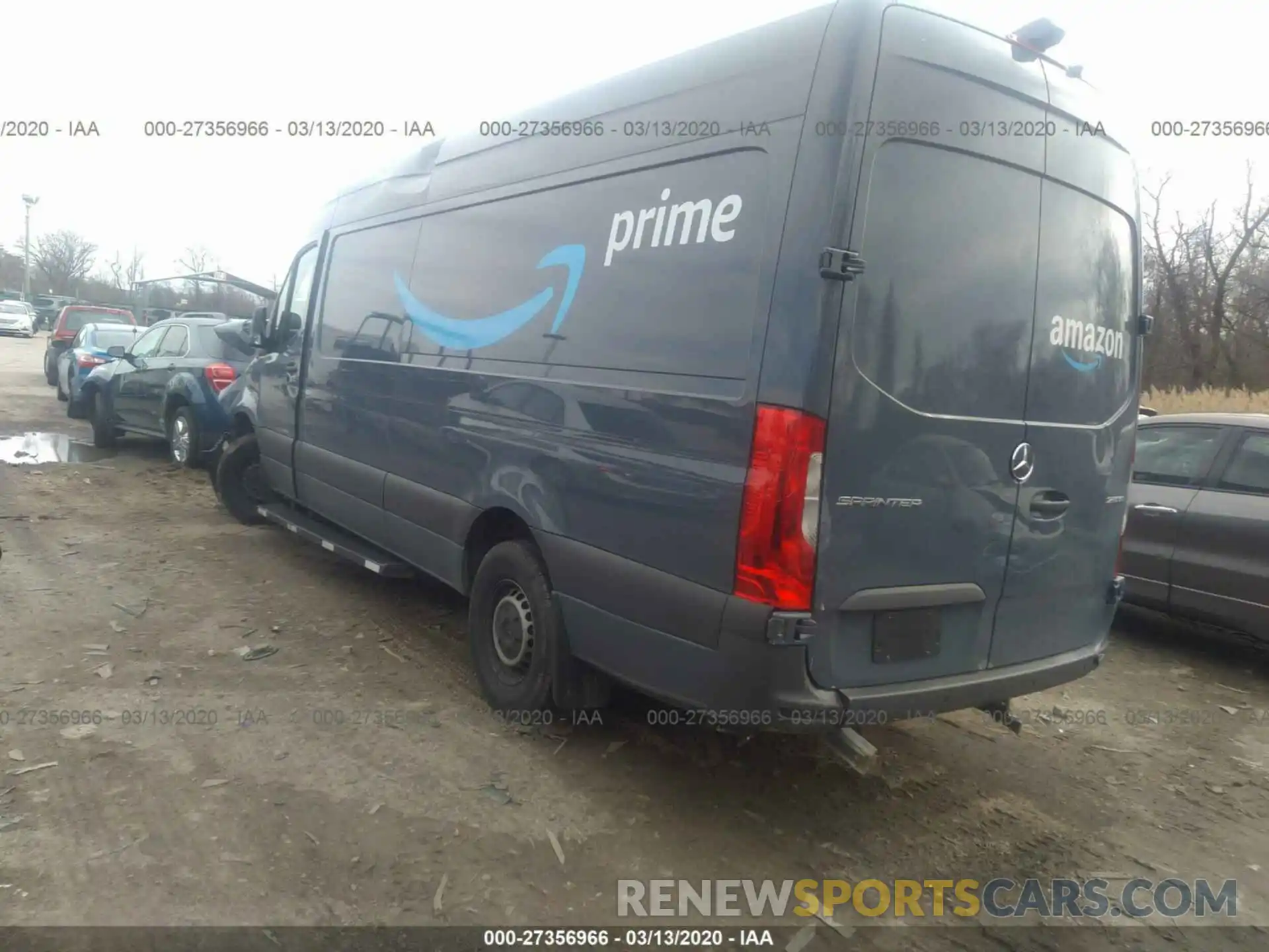 3 Фотография поврежденного автомобиля WD4PF1CD9KP121806 MERCEDES-BENZ SPRINTER 2019