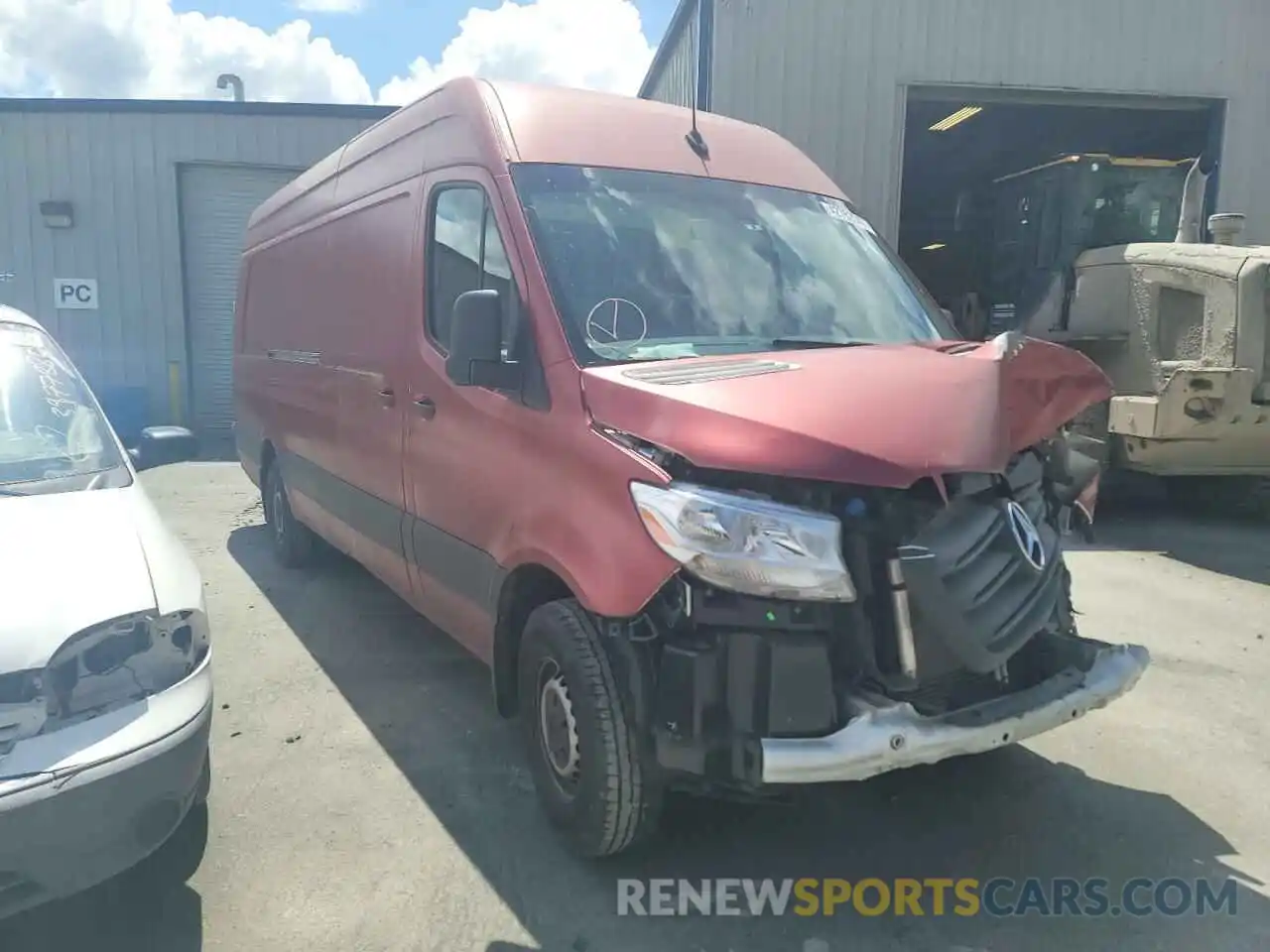 1 Photograph of a damaged car WD4PF1CDXKT015243 MERCEDES-BENZ SPRINTER 2019