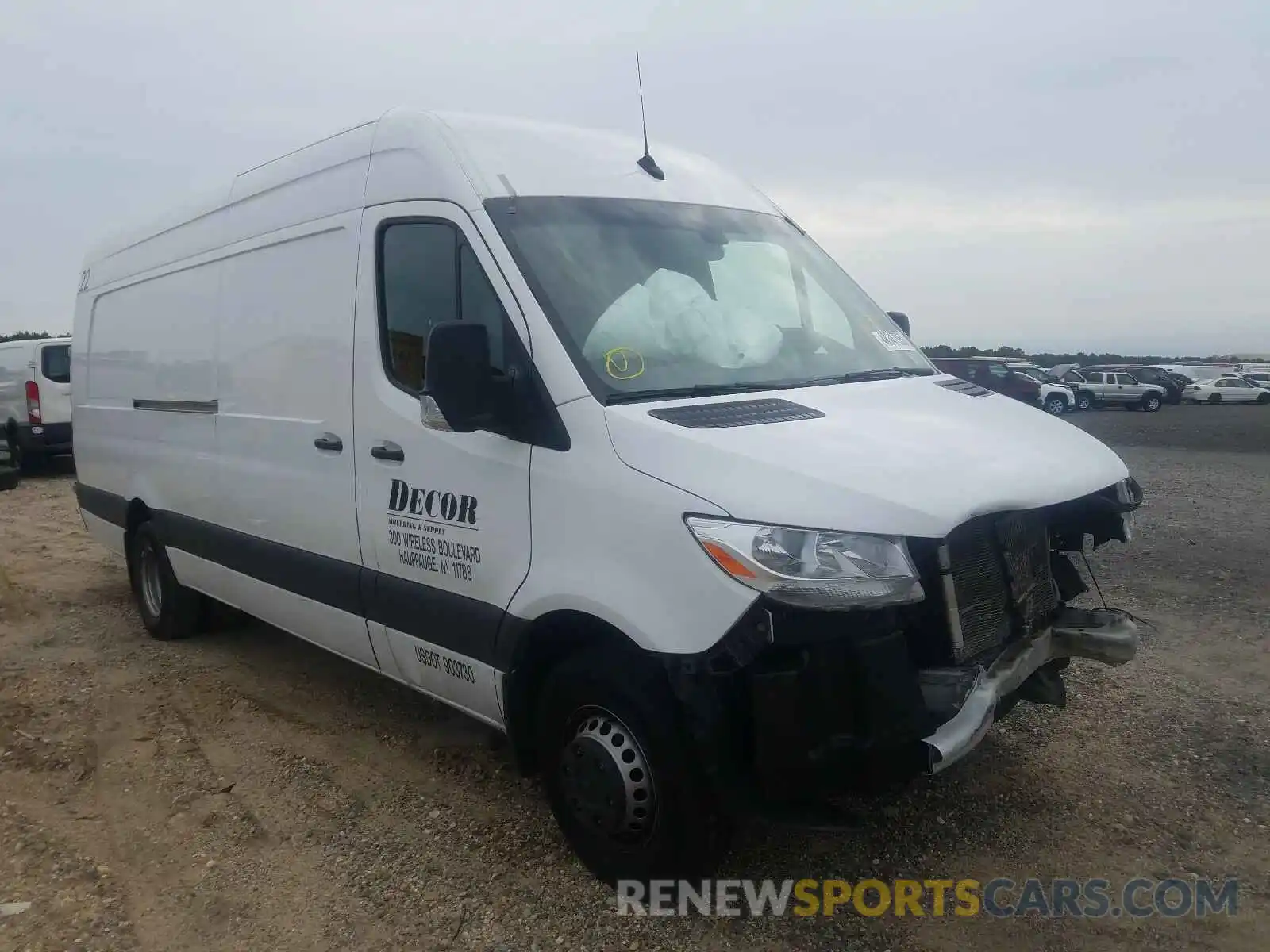 1 Photograph of a damaged car WD4PF4CD9KT004736 MERCEDES-BENZ SPRINTER 2019