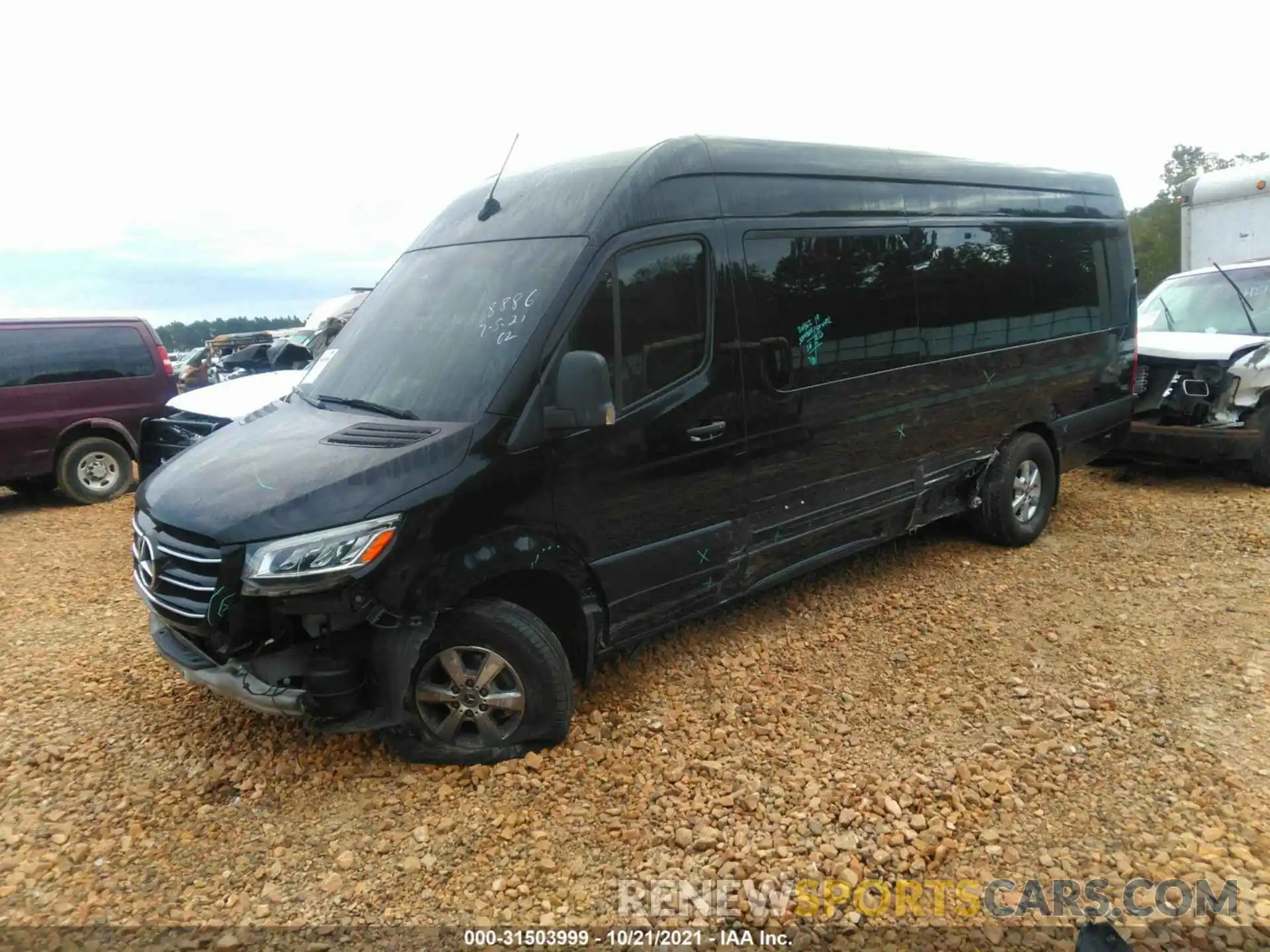 2 Photograph of a damaged car WDAPF1CDXKT008886 MERCEDES-BENZ SPRINTER 2019