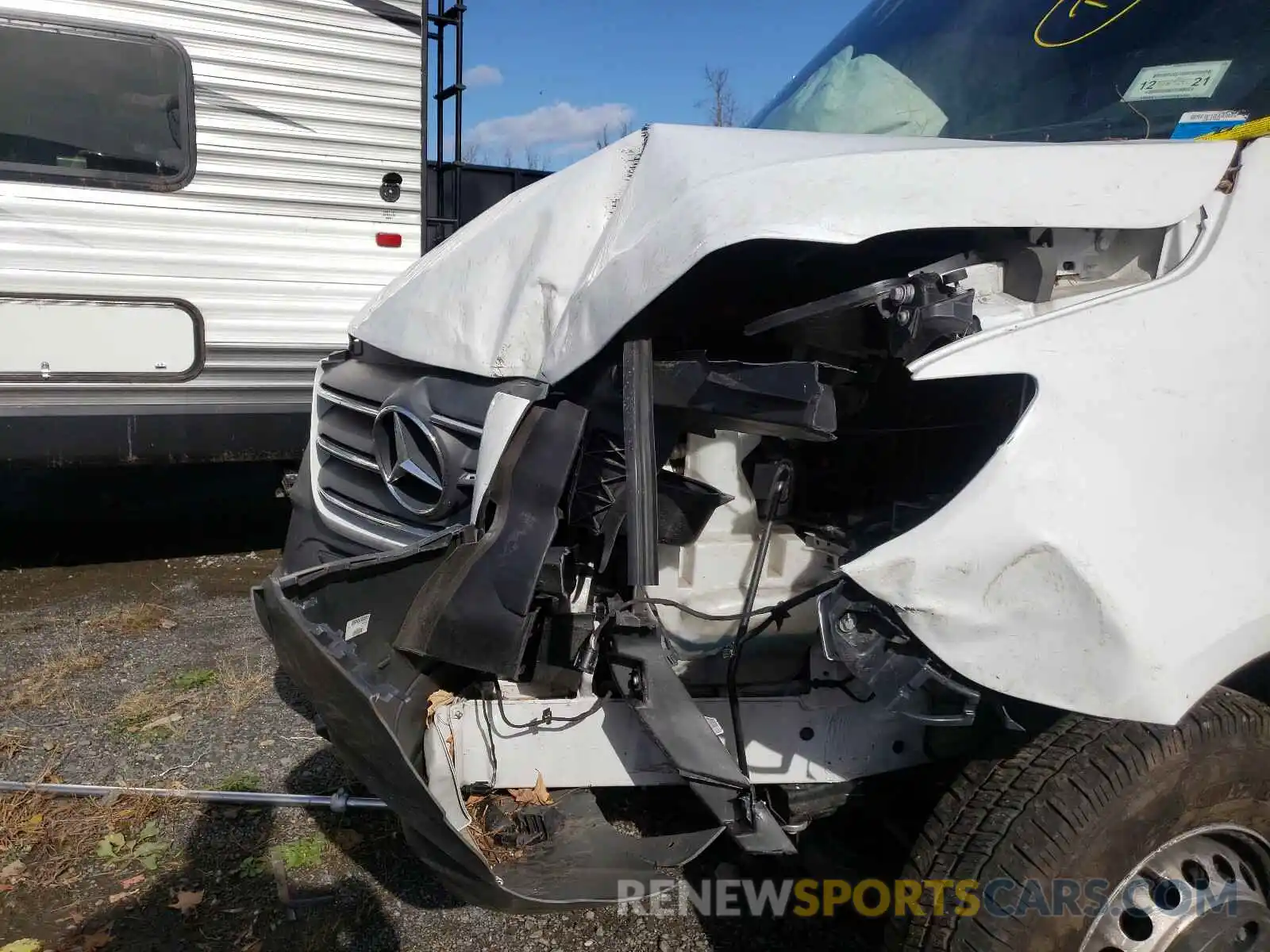 9 Photograph of a damaged car WDAPF4CD1KN015974 MERCEDES-BENZ SPRINTER 2019