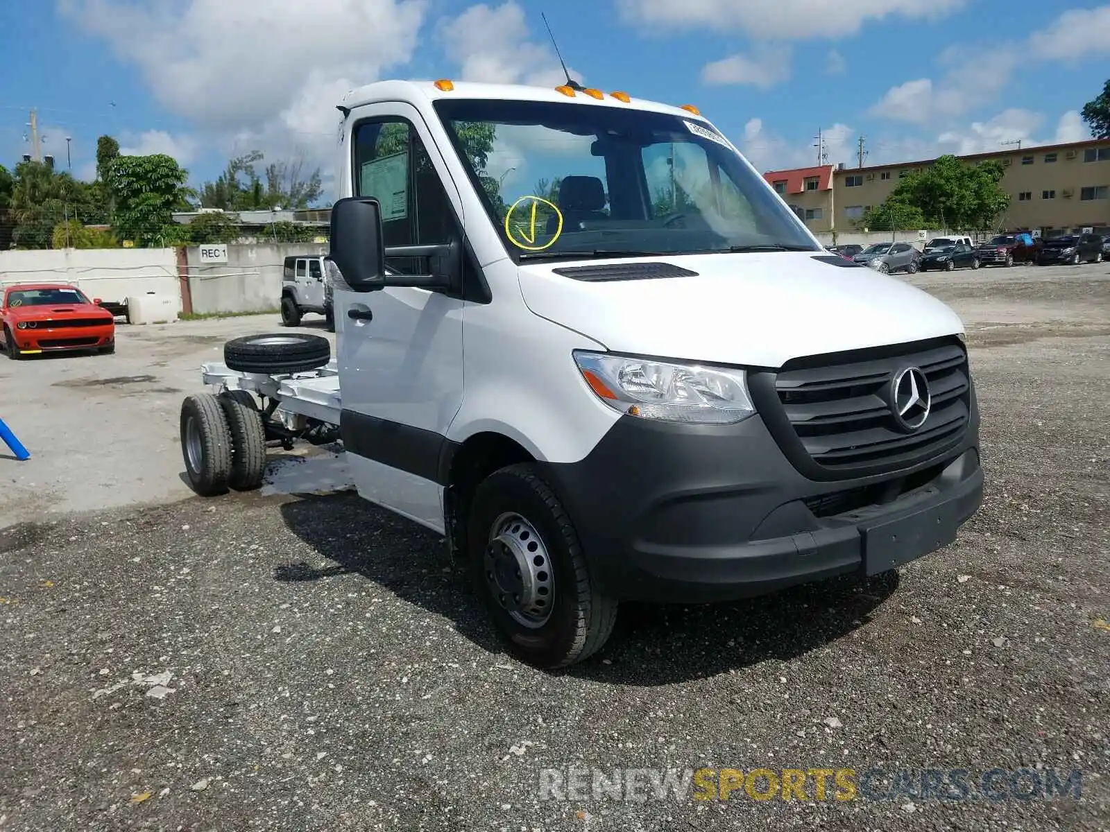 1 Фотография поврежденного автомобиля WDAPF4CD2KN040513 MERCEDES-BENZ SPRINTER 2019