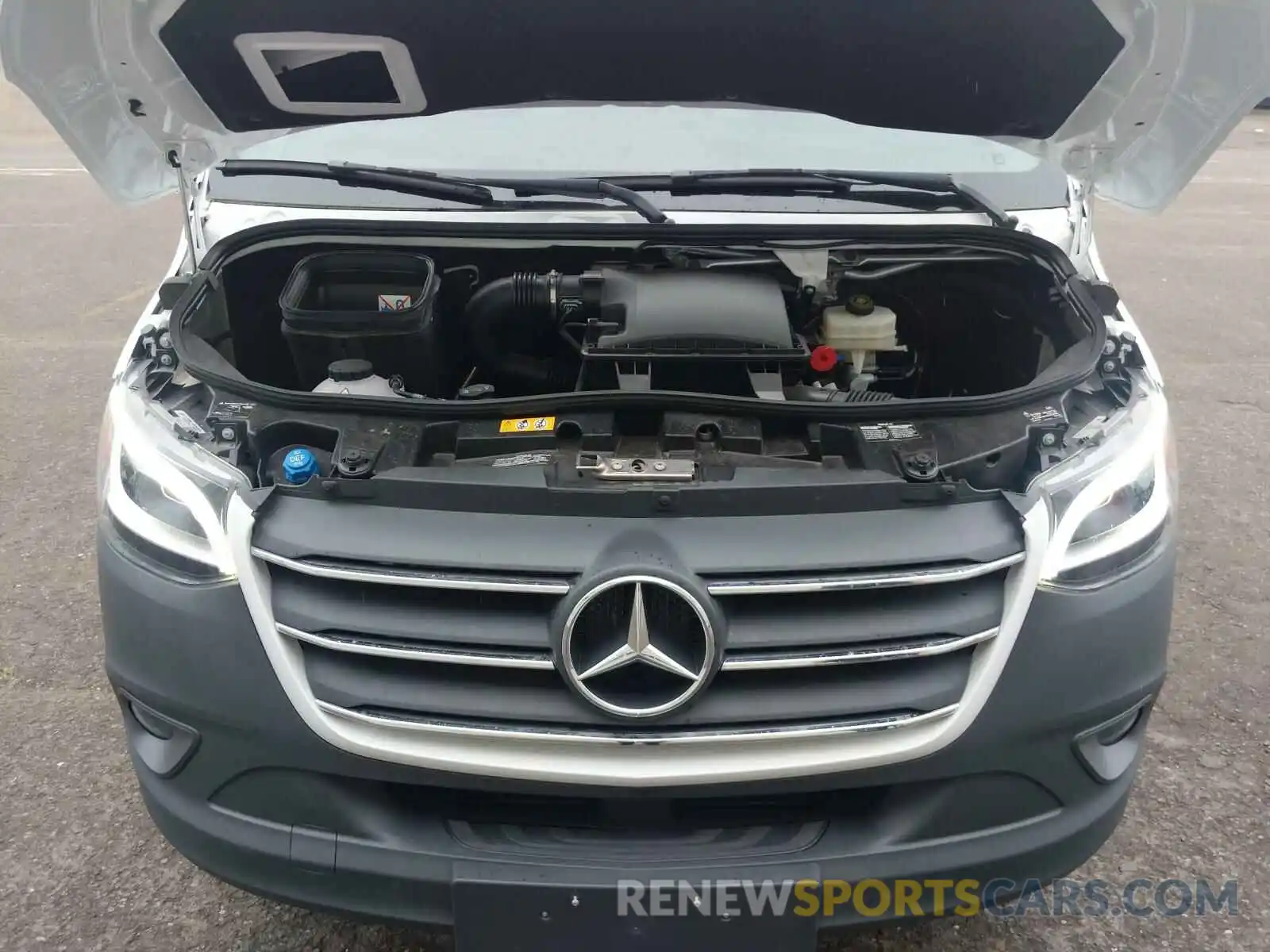 7 Photograph of a damaged car WDAPF4CD3KN011490 MERCEDES-BENZ SPRINTER 2019