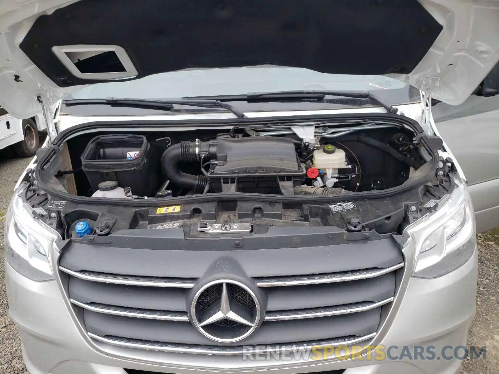 7 Photograph of a damaged car WDAPF4CD4KN055580 MERCEDES-BENZ SPRINTER 2019