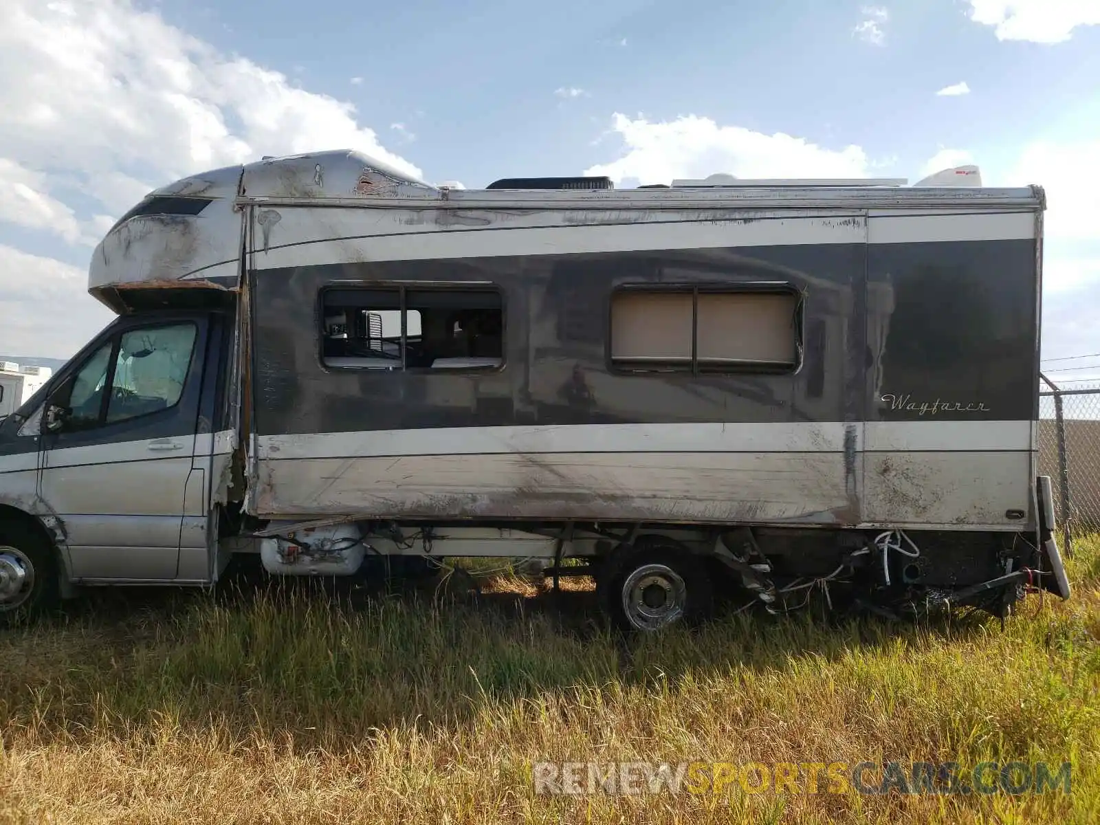 9 Photograph of a damaged car WDAPF4CD4KN069396 MERCEDES-BENZ SPRINTER 2019