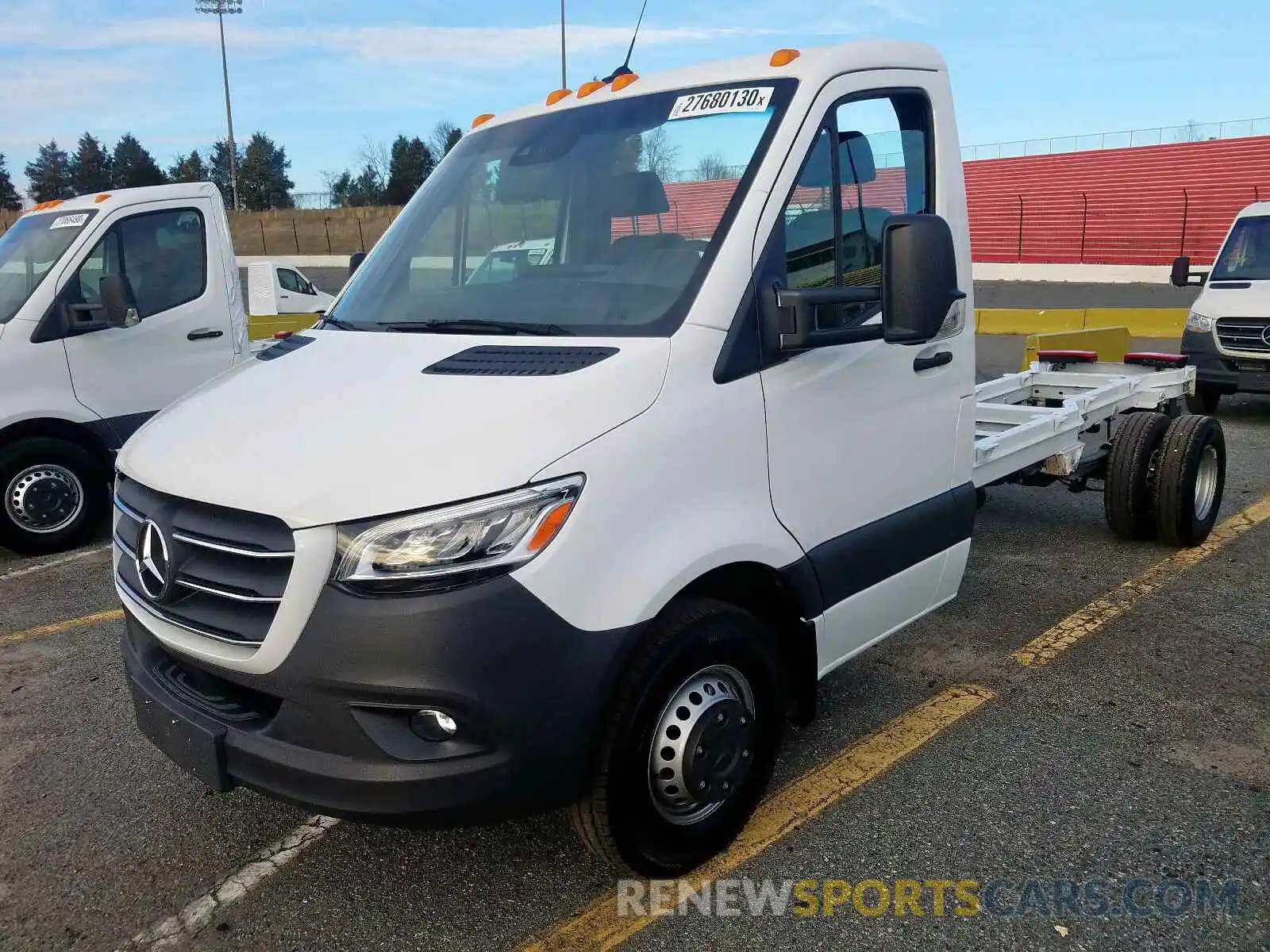 2 Photograph of a damaged car WDAPF4CD6KN013363 MERCEDES-BENZ SPRINTER 2019