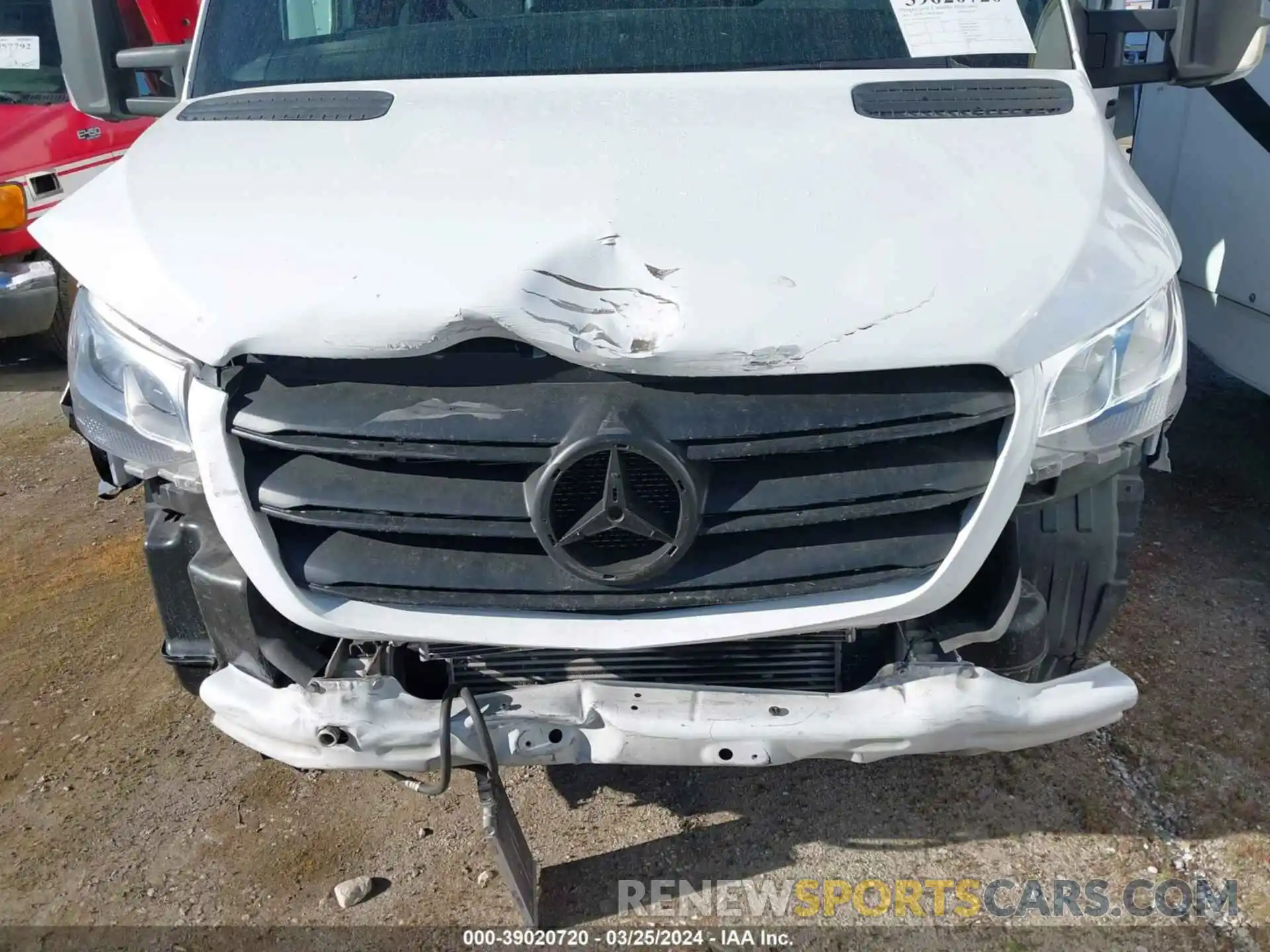 11 Photograph of a damaged car WDAPF4CD6KN016229 MERCEDES-BENZ SPRINTER 2019