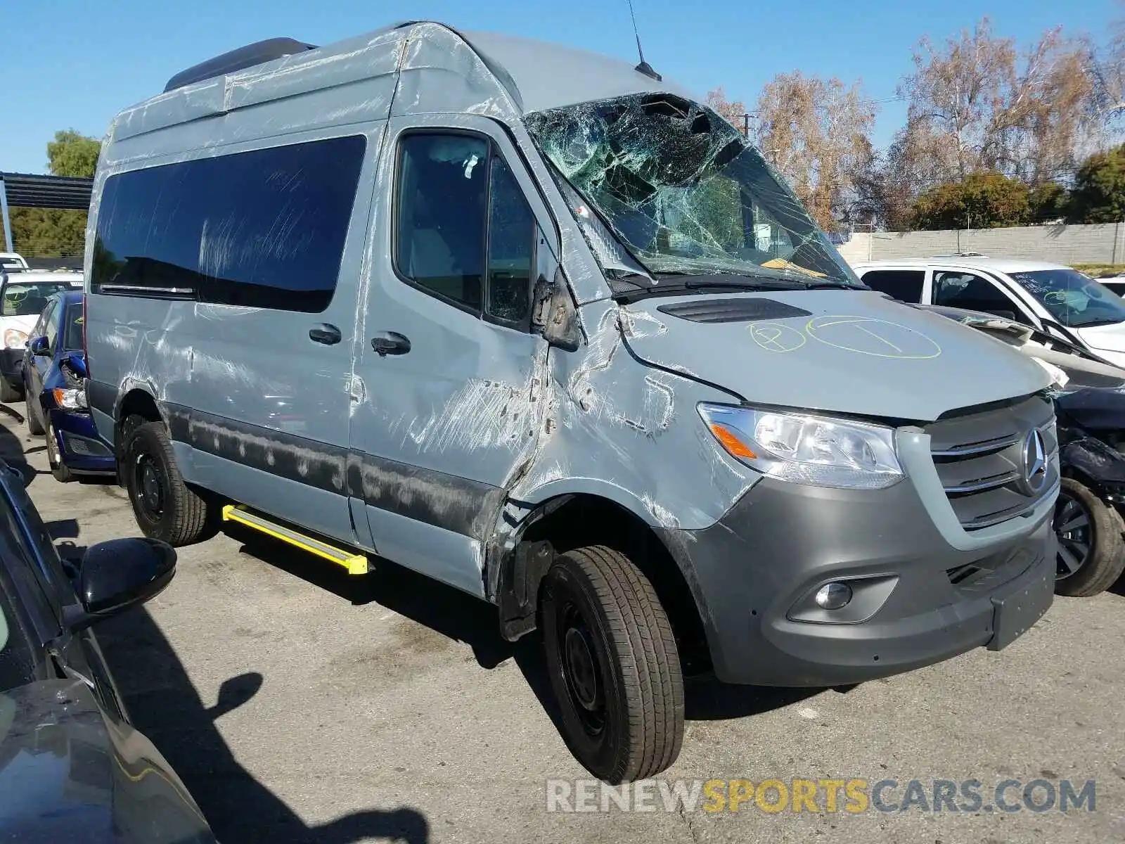 1 Photograph of a damaged car WDZFF0CD0KP176015 MERCEDES-BENZ SPRINTER 2019