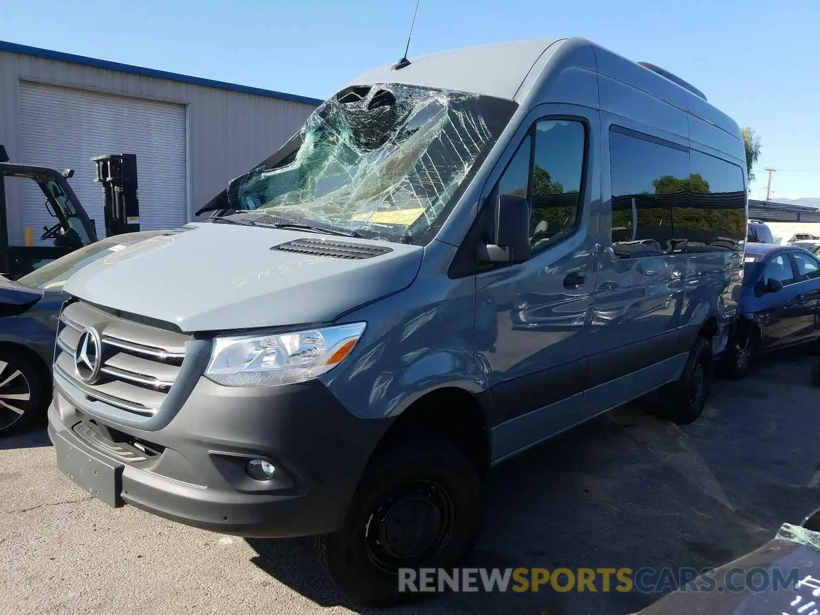 2 Photograph of a damaged car WDZFF0CD0KP176015 MERCEDES-BENZ SPRINTER 2019