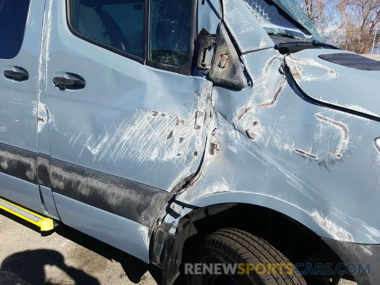 9 Photograph of a damaged car WDZFF0CD0KP176015 MERCEDES-BENZ SPRINTER 2019