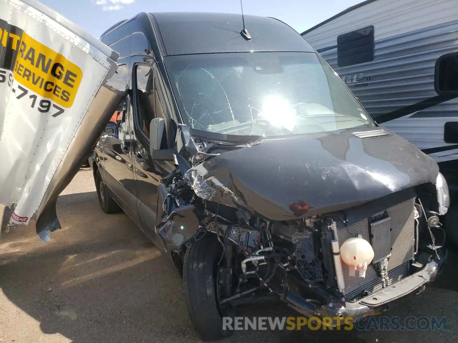 1 Photograph of a damaged car WDZPF0CD3KP053751 MERCEDES-BENZ SPRINTER 2019