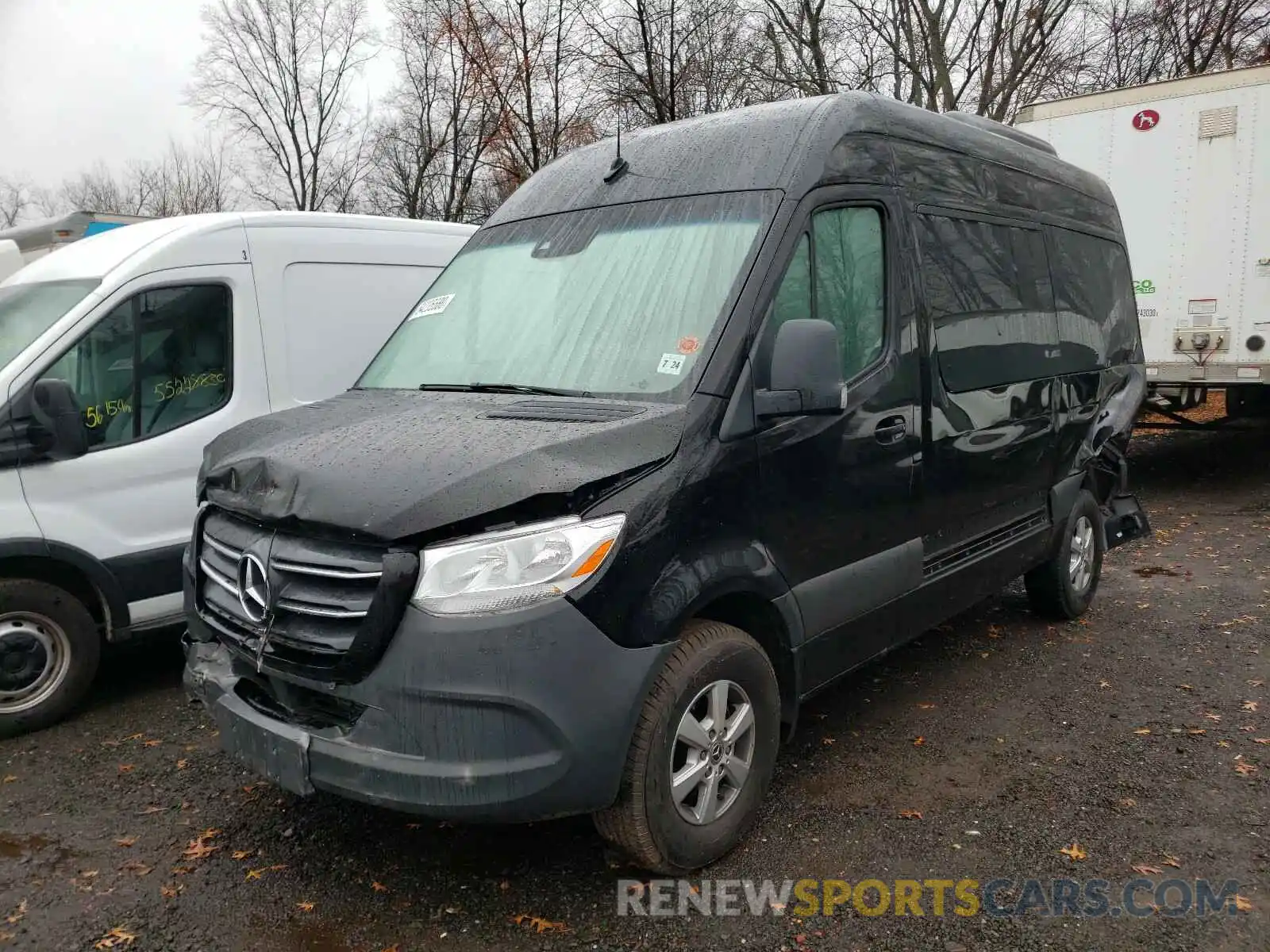 2 Photograph of a damaged car WDZPF0CD7KP023359 MERCEDES-BENZ SPRINTER 2019