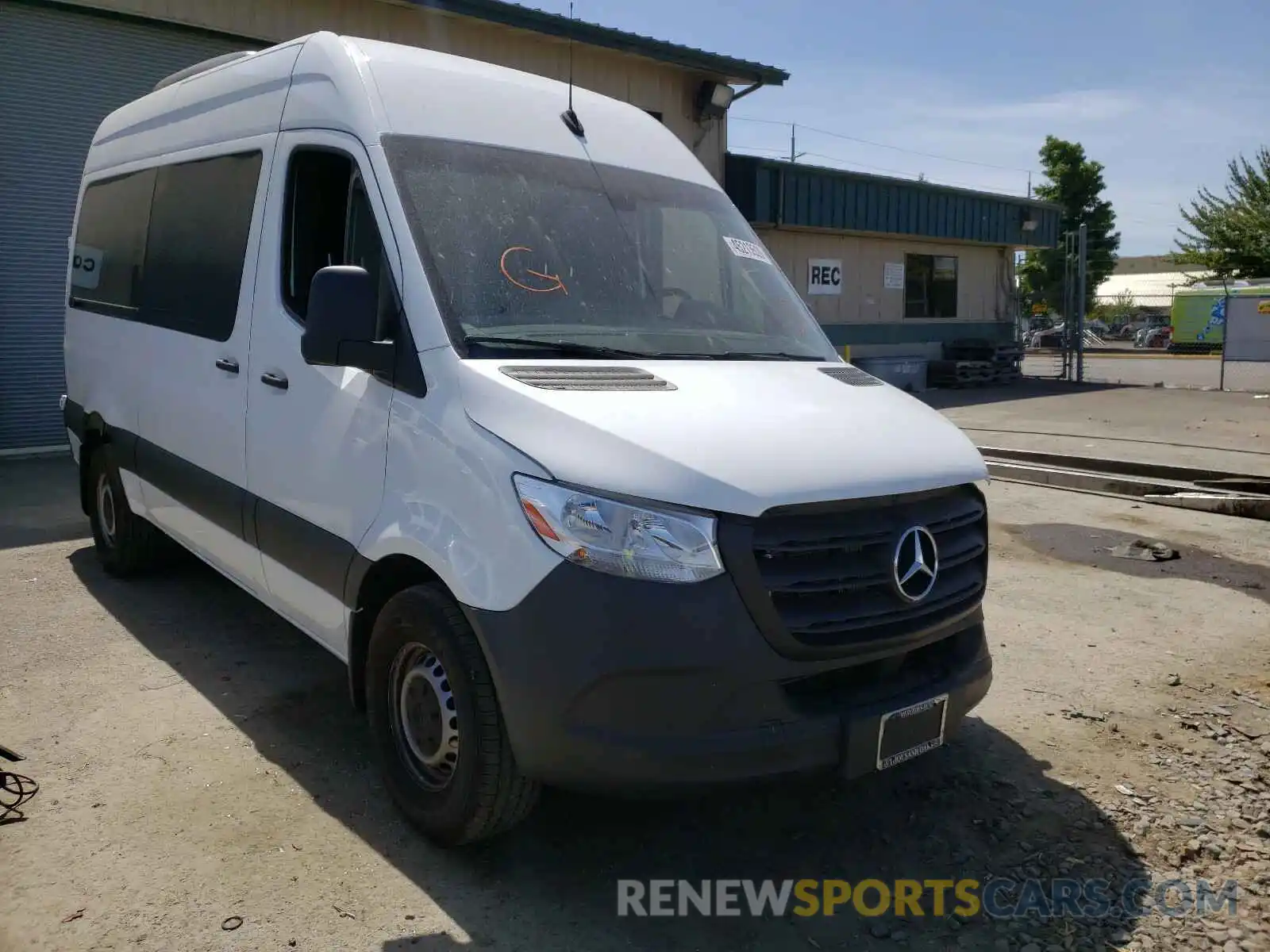 1 Фотография поврежденного автомобиля WDZPF0CD7KP067779 MERCEDES-BENZ SPRINTER 2019