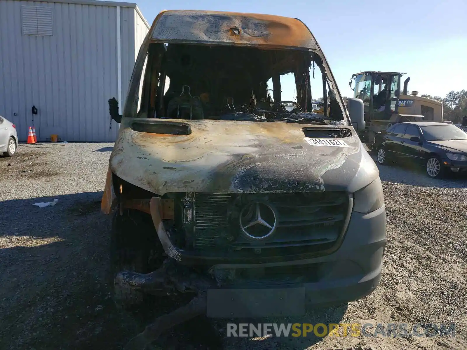 9 Photograph of a damaged car WDZPF0CD8KP125866 MERCEDES-BENZ SPRINTER 2019