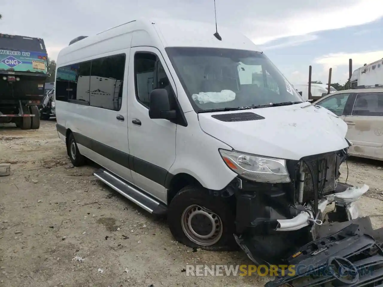 1 Photograph of a damaged car WDZPF1CD1KP090223 MERCEDES-BENZ SPRINTER 2019