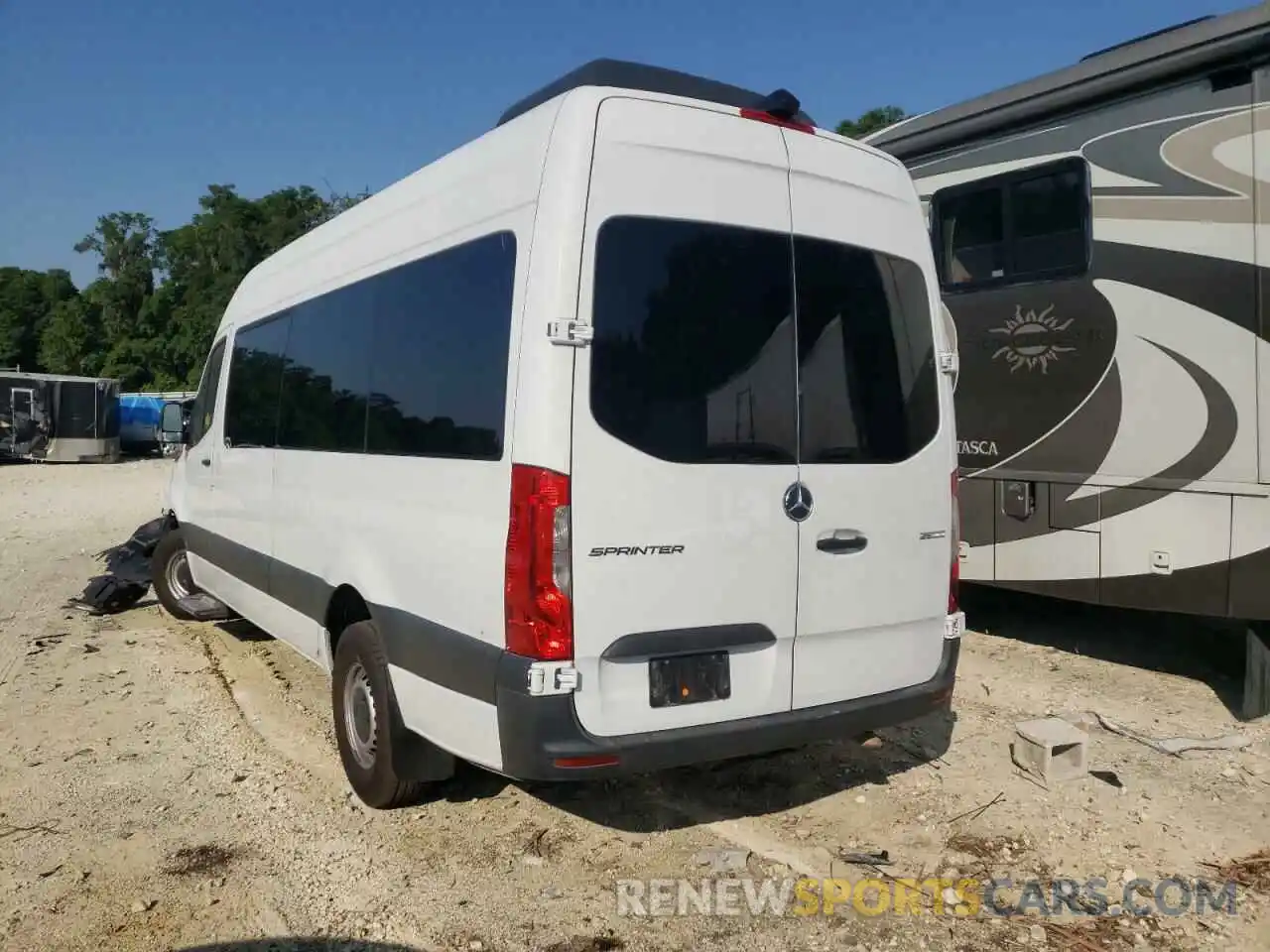 3 Photograph of a damaged car WDZPF1CD1KP090223 MERCEDES-BENZ SPRINTER 2019